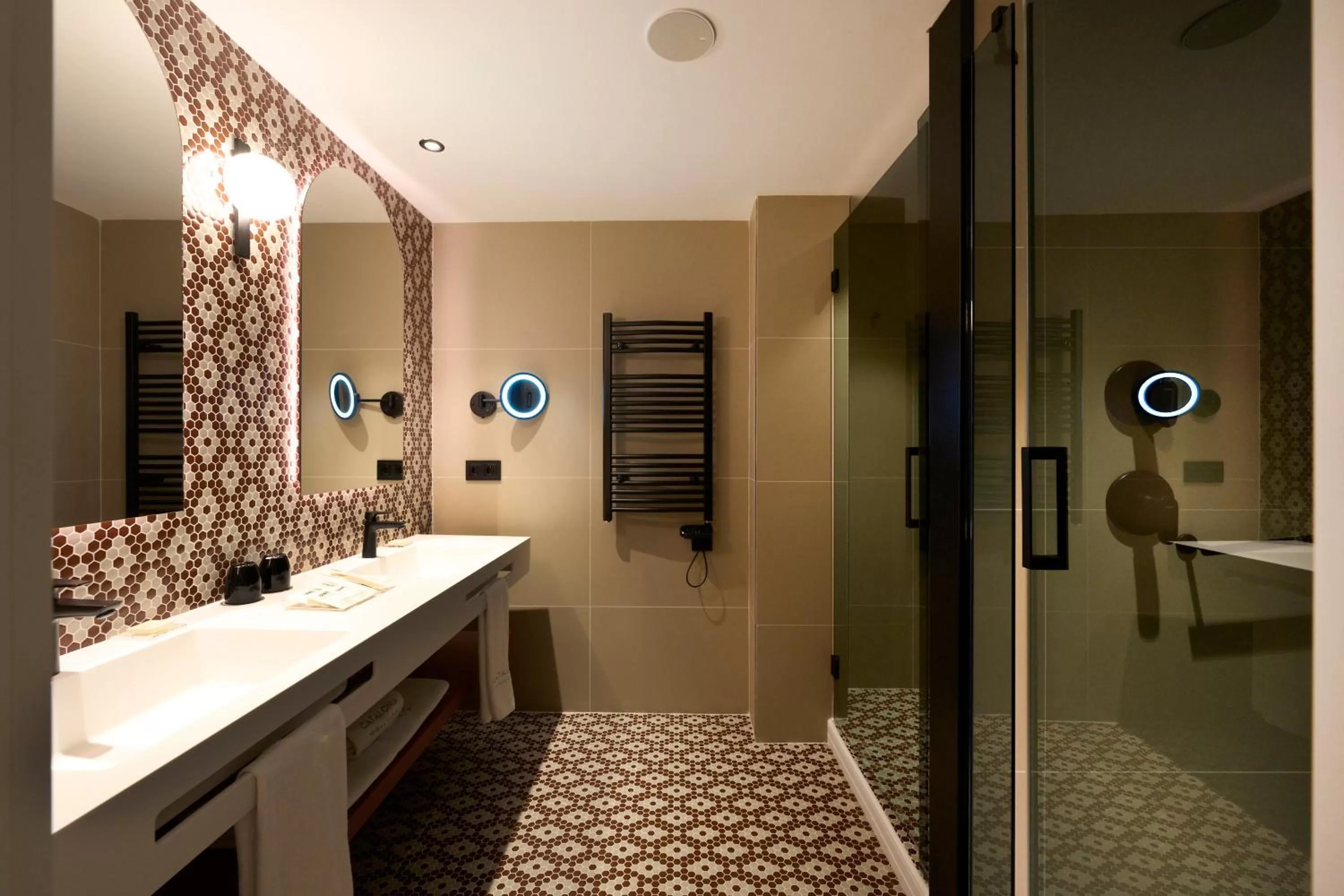 Bathroom in Catalonia Ramblas 4* Sup