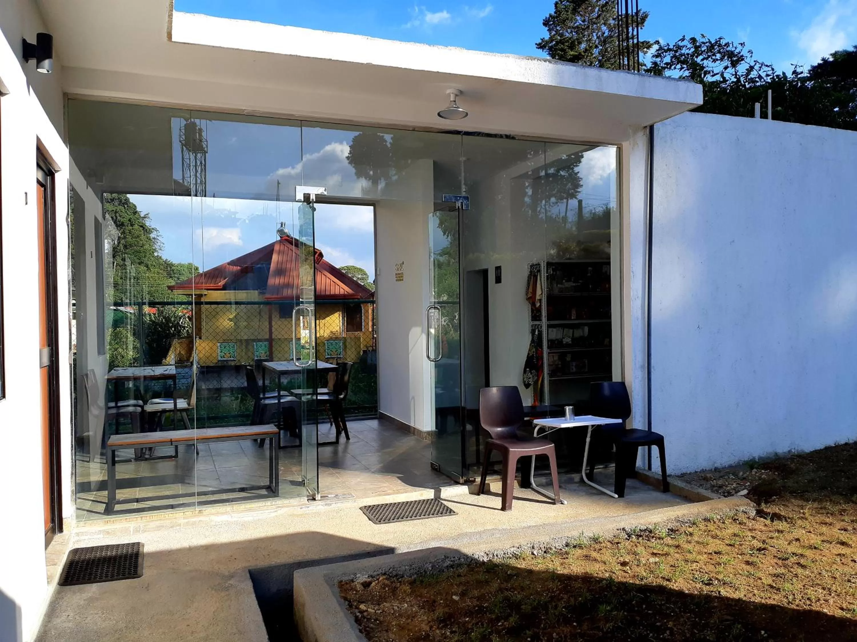 Property building in Siril Guesthouse Hostel