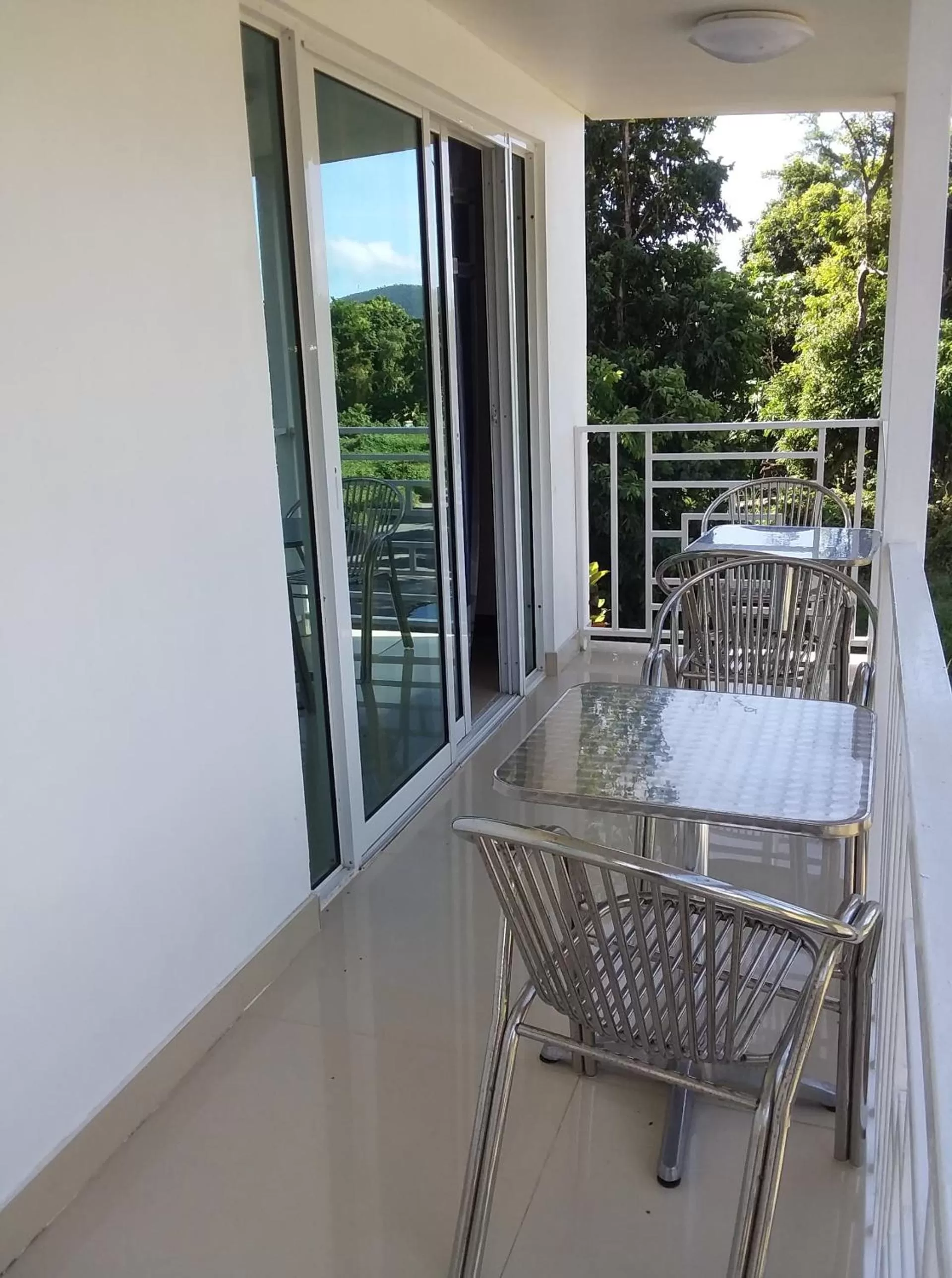 Balcony/Terrace in Riverside Hotel