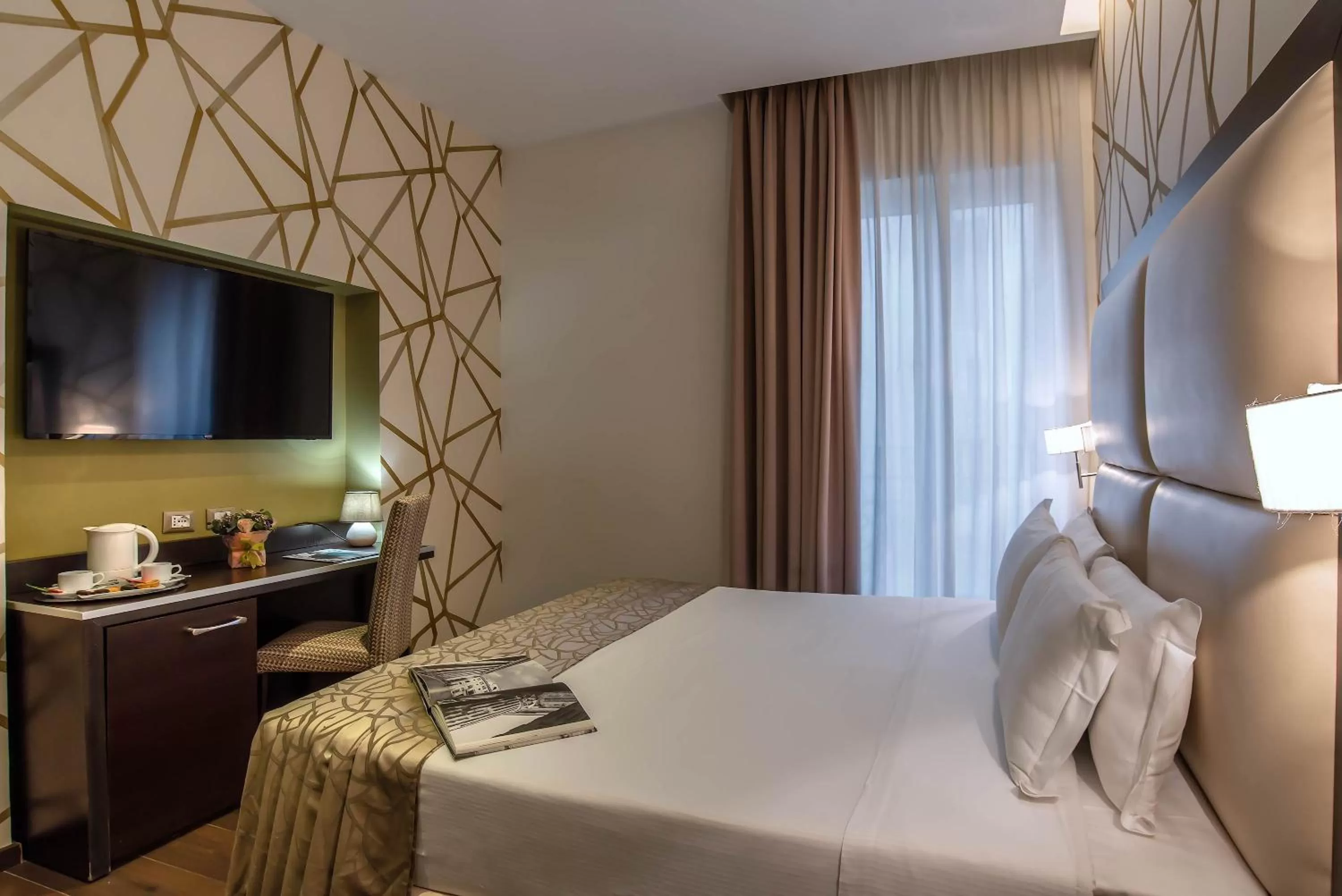 Bed in Catone District Hotel