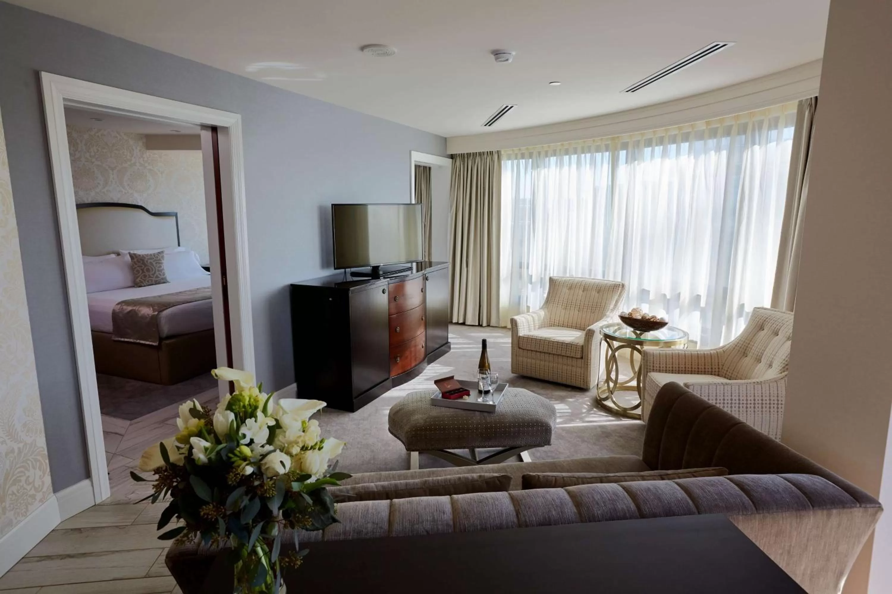 Communal lounge/ TV room in Best Western Premier Park Hotel