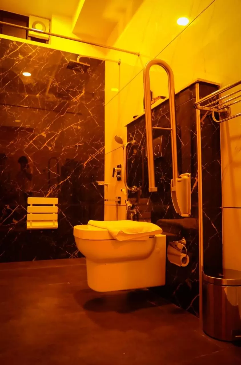 Bathroom in Hotel New York Square