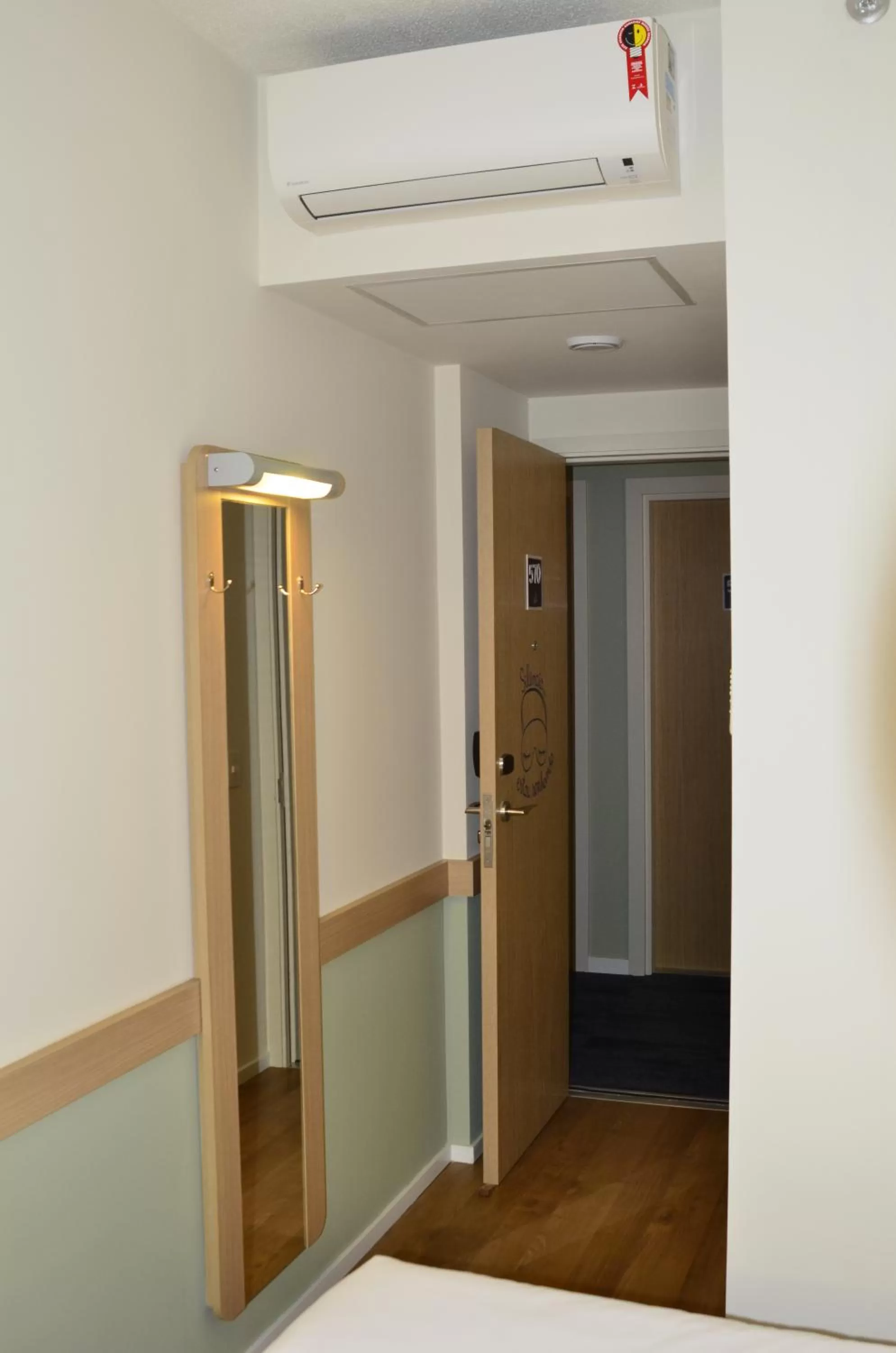 Photo of the whole room in ibis budget Blumenau