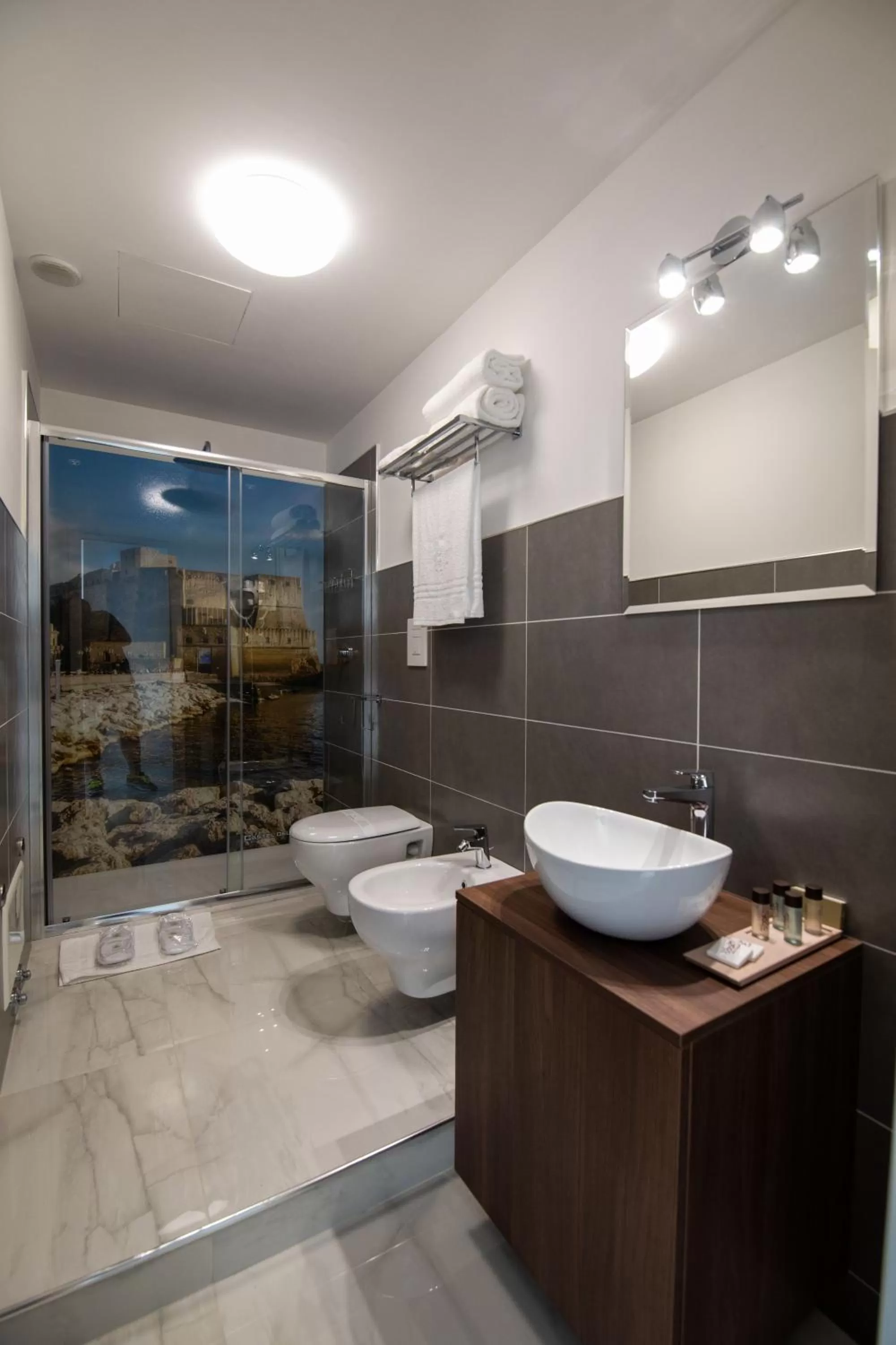 Bathroom in Palazzo Caracciolo del Sole