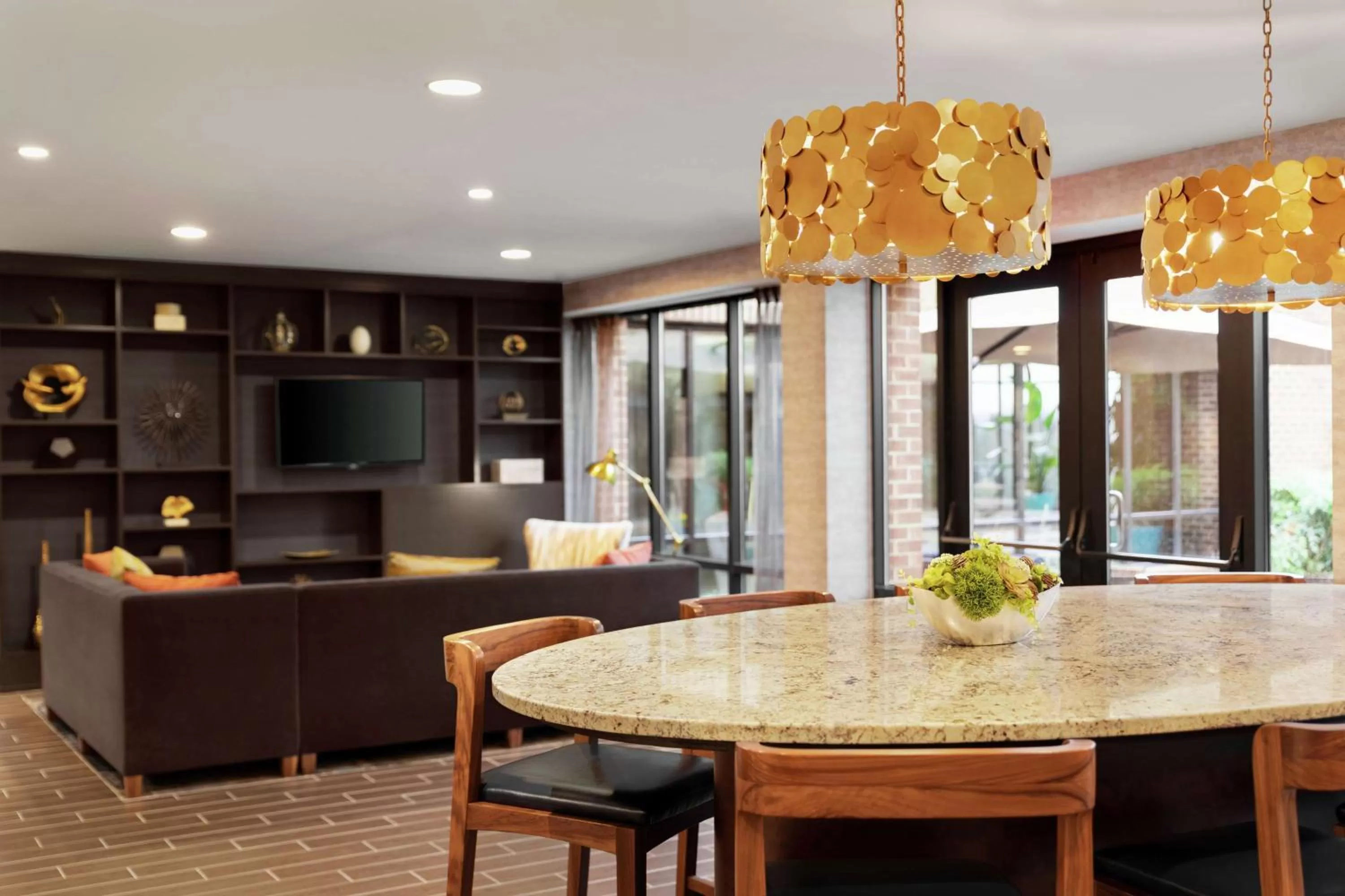 Business facilities in DoubleTree by Hilton McLean Tysons