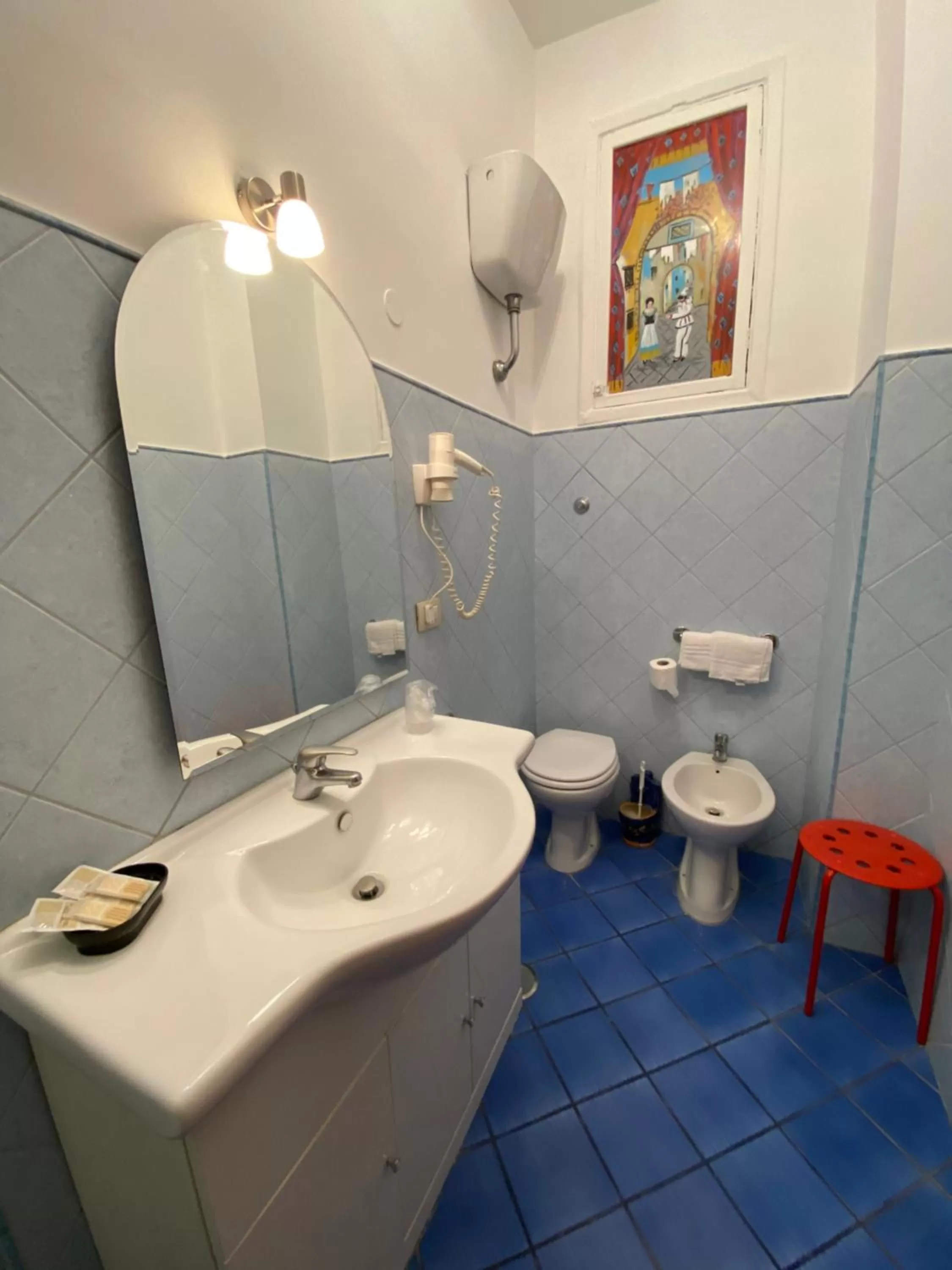 Bathroom in Hotel Europeo Napoli