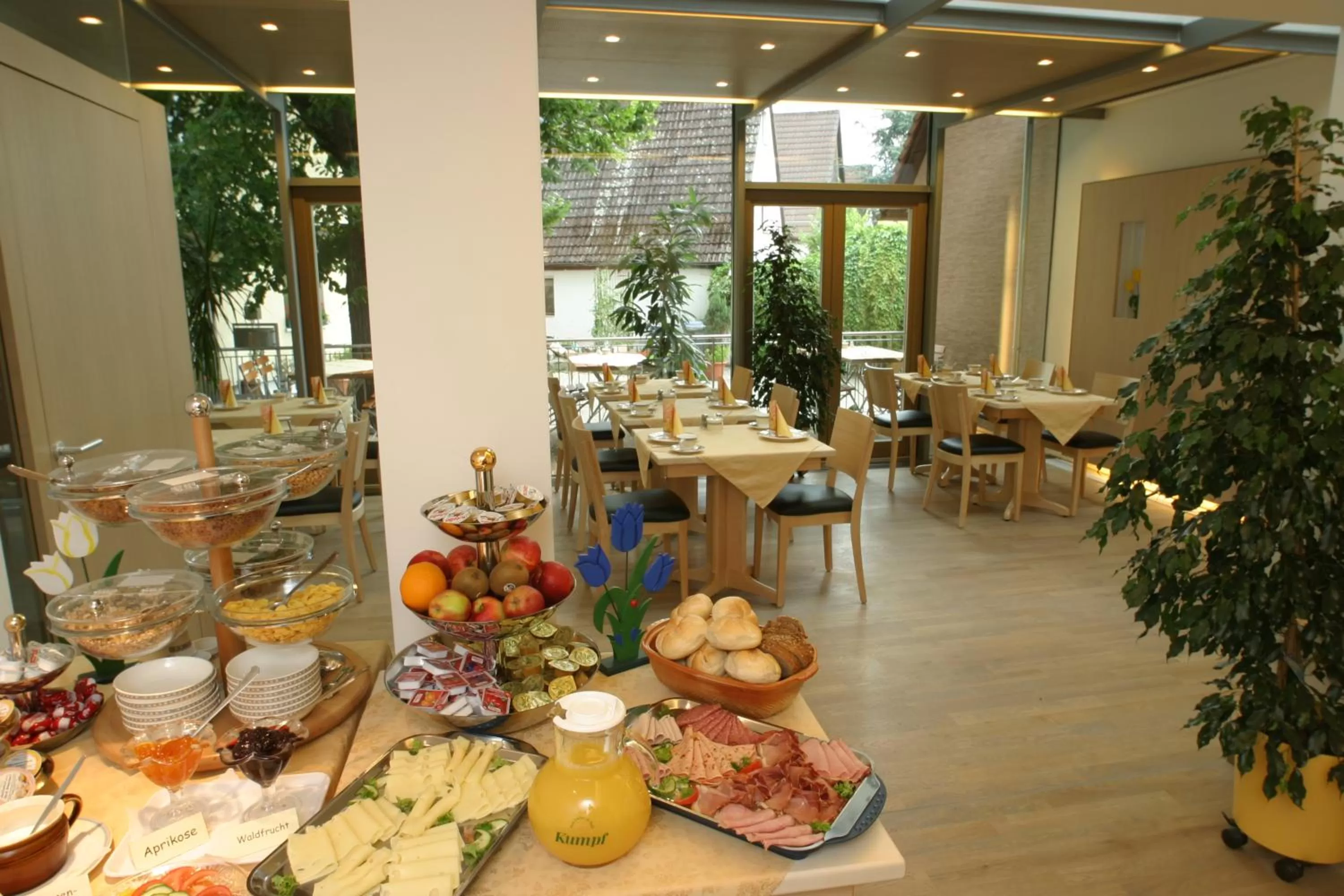 Breakfast in Hotel und Gasthof Ritter St. Georg