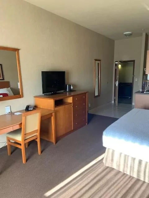 Bed in Clarion Pointe