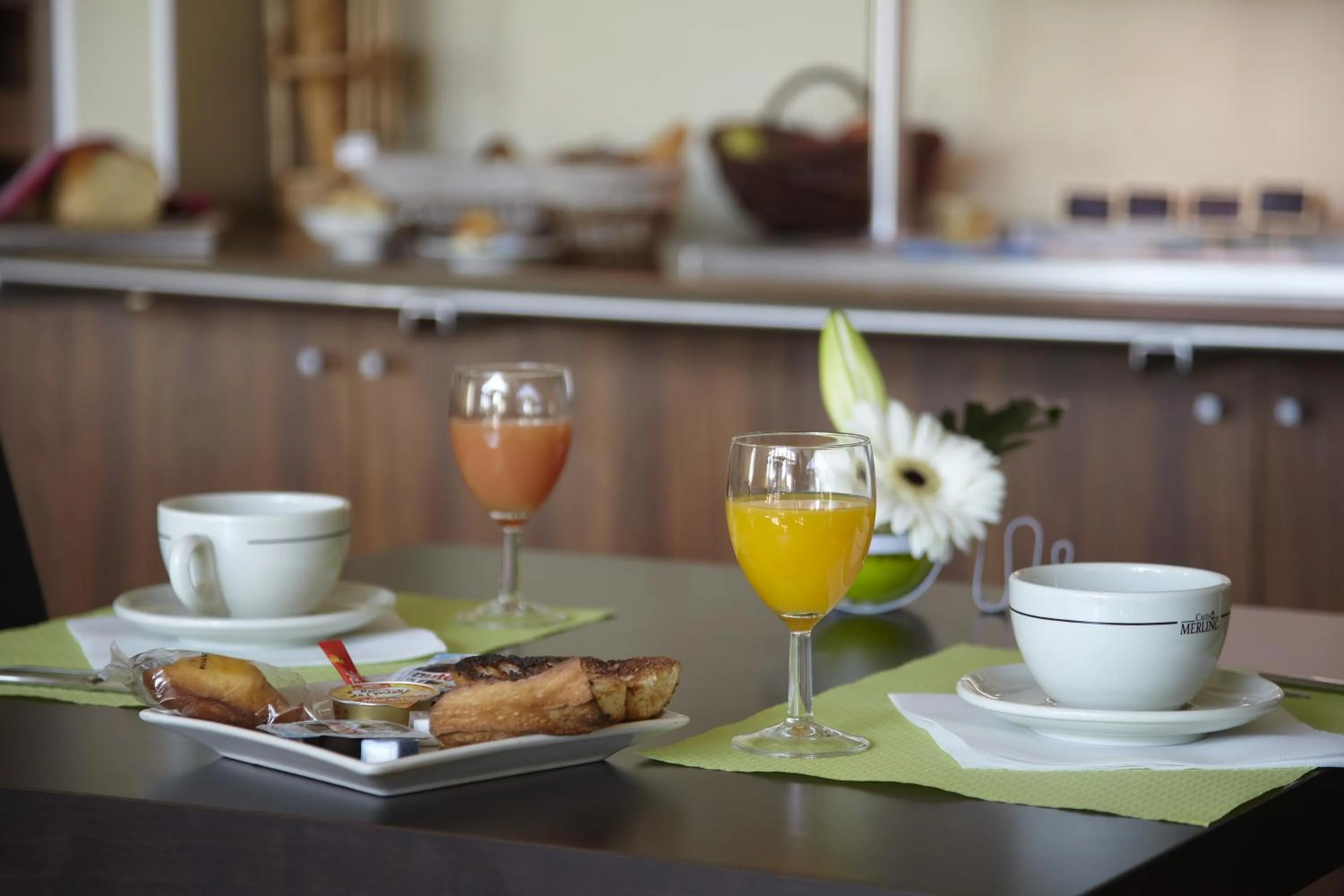 Dining area in Contact Hotel Atoll