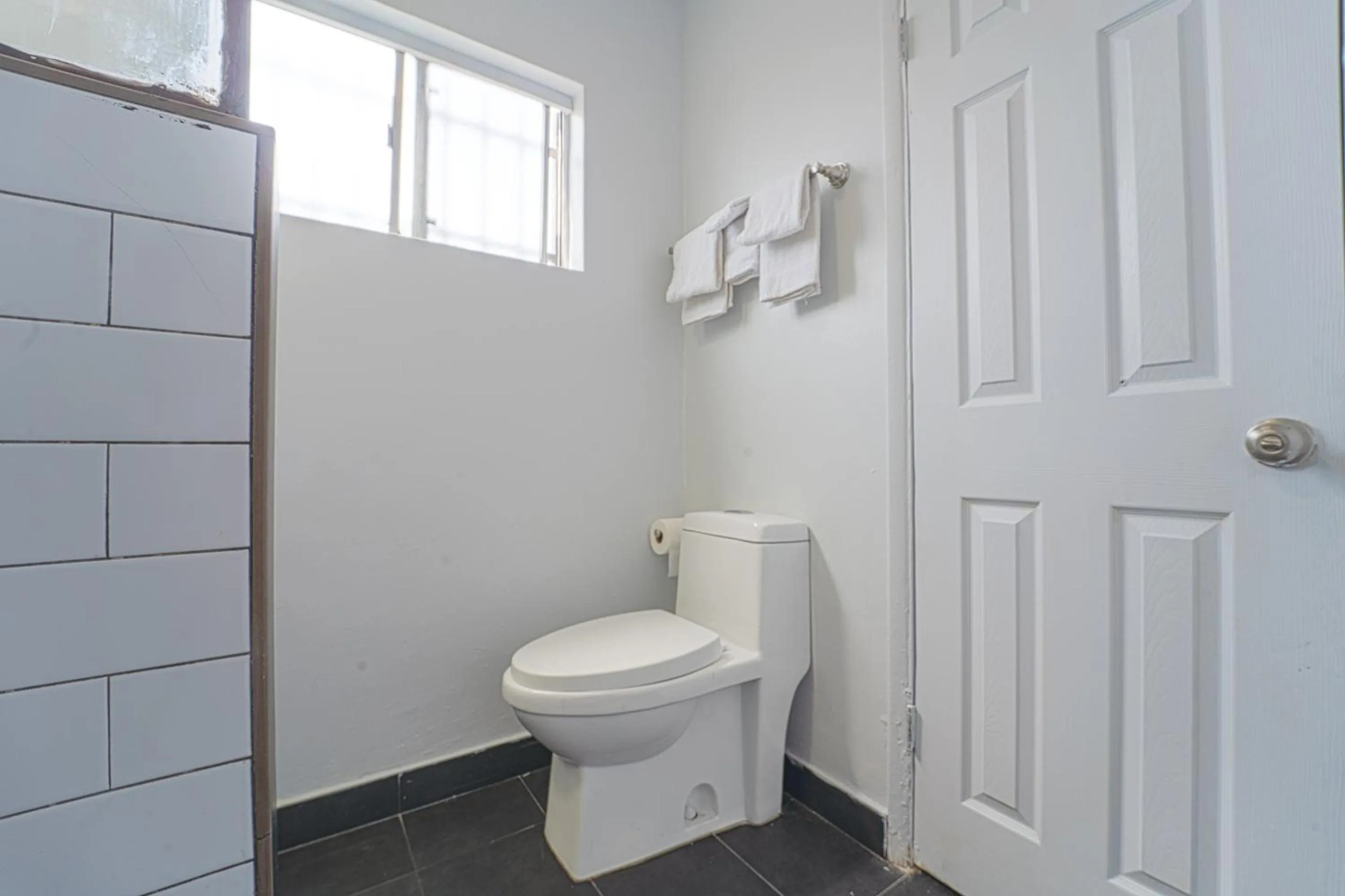 Bathroom in NOHO Hotel Hollywood LA