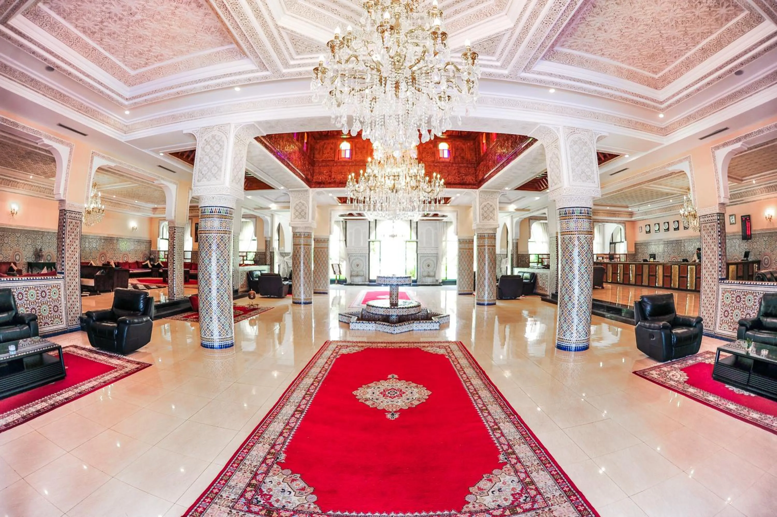 Lobby or reception in Ennakhil Marrakech Hotel & SPA