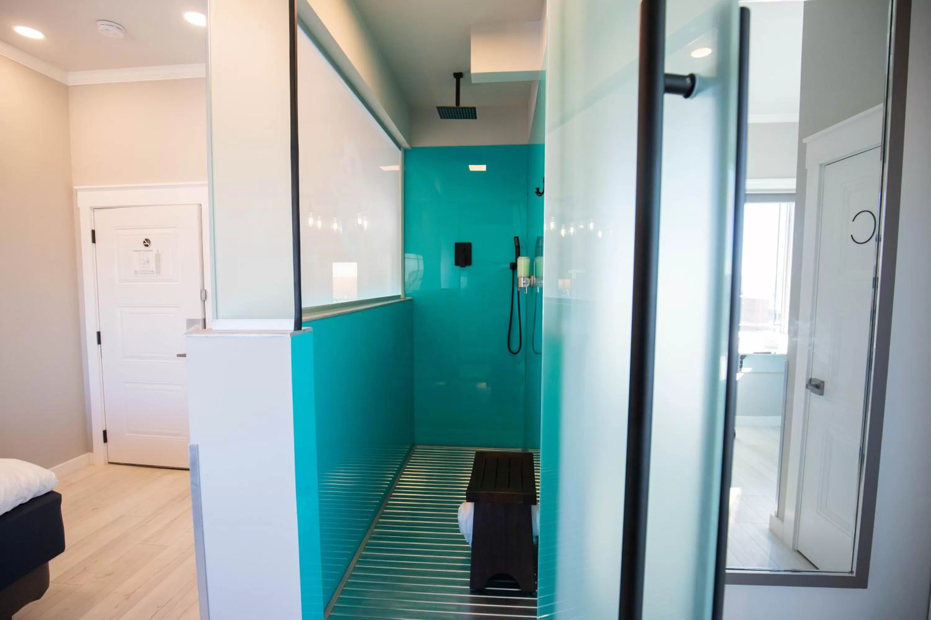 River Sirens Hotel-Contactless Check in Hotel