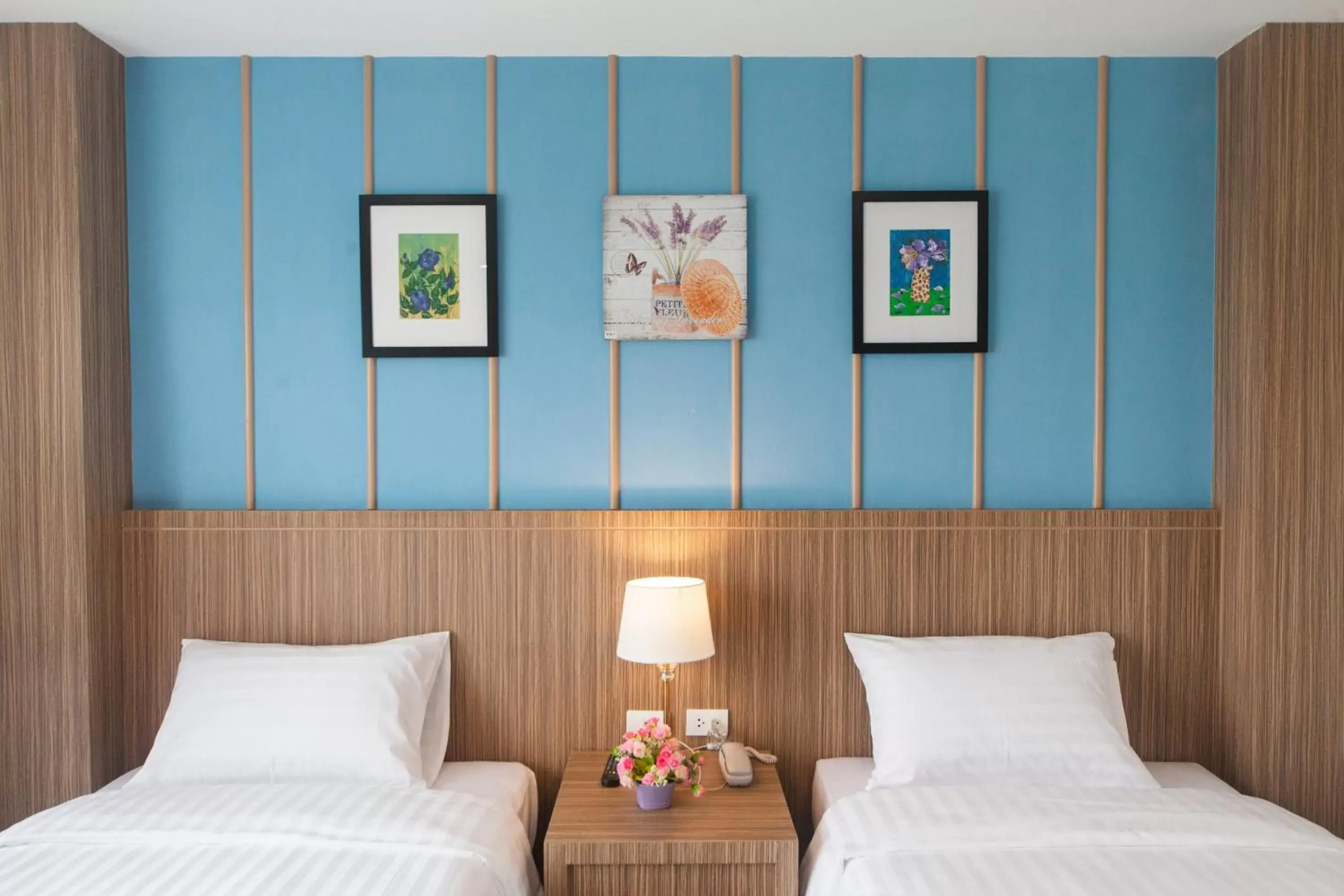 Standard Twin Room in Anchan Laguna Hotel โรงแรมอัญชันลากูน่า Standard Twin Room in Anchan Laguna Hotel โรงแรมอัญชันลากูน่า