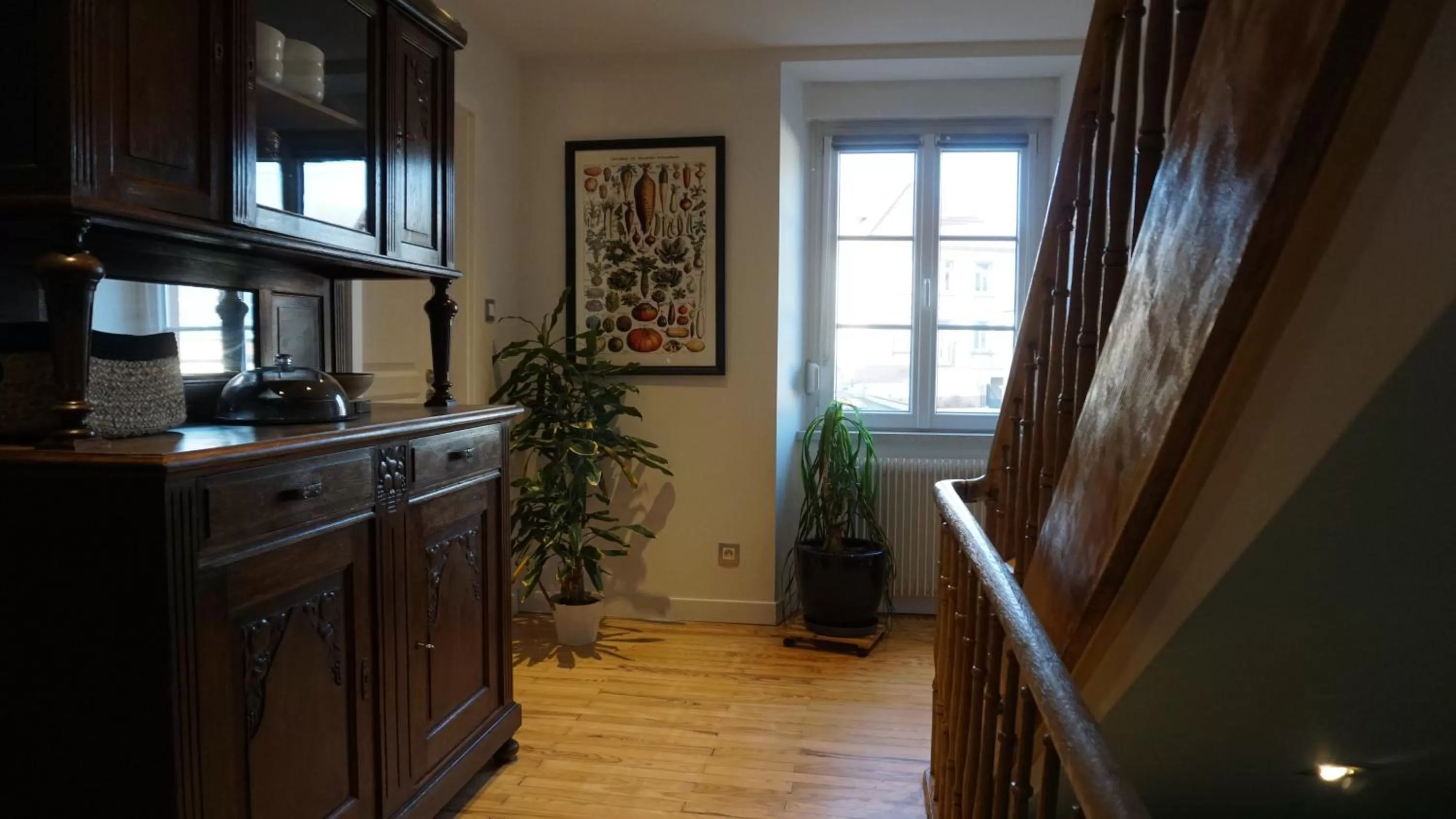 Communal lounge/ TV room, Kitchen/Kitchenette in La Maison Forestière