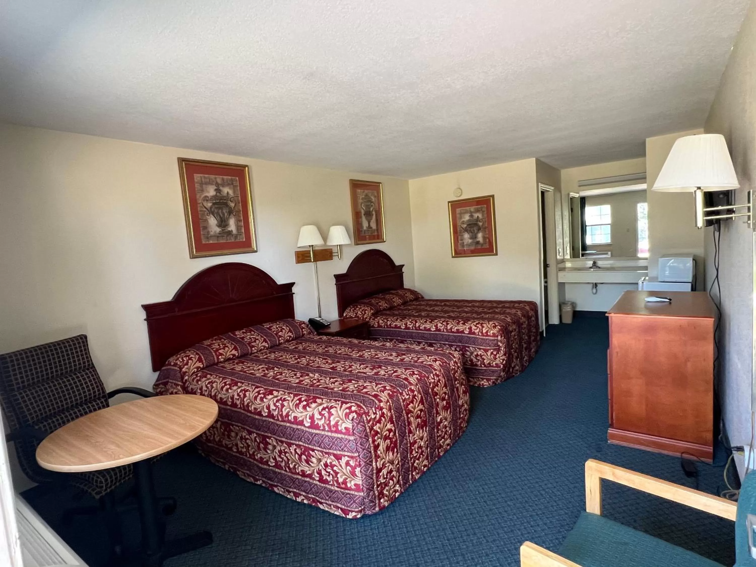 Deluxe Double Room in Rest Inn Motel