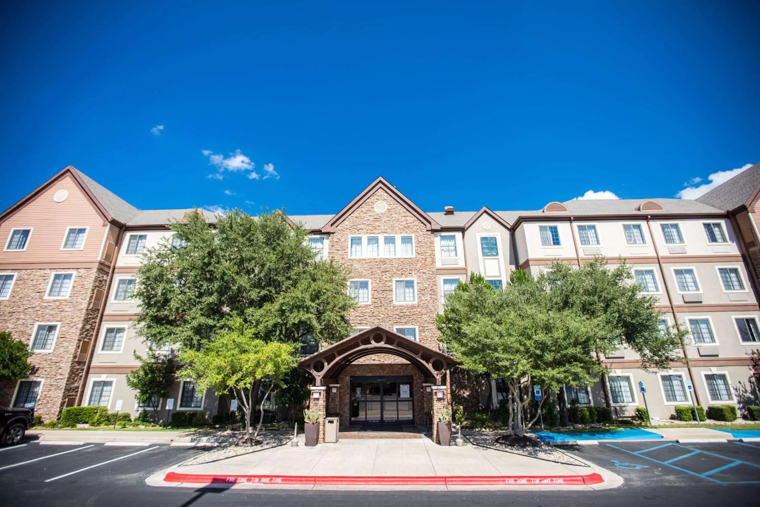 Sonesta ES Suites Austin The Domain Area - Newly Renovated