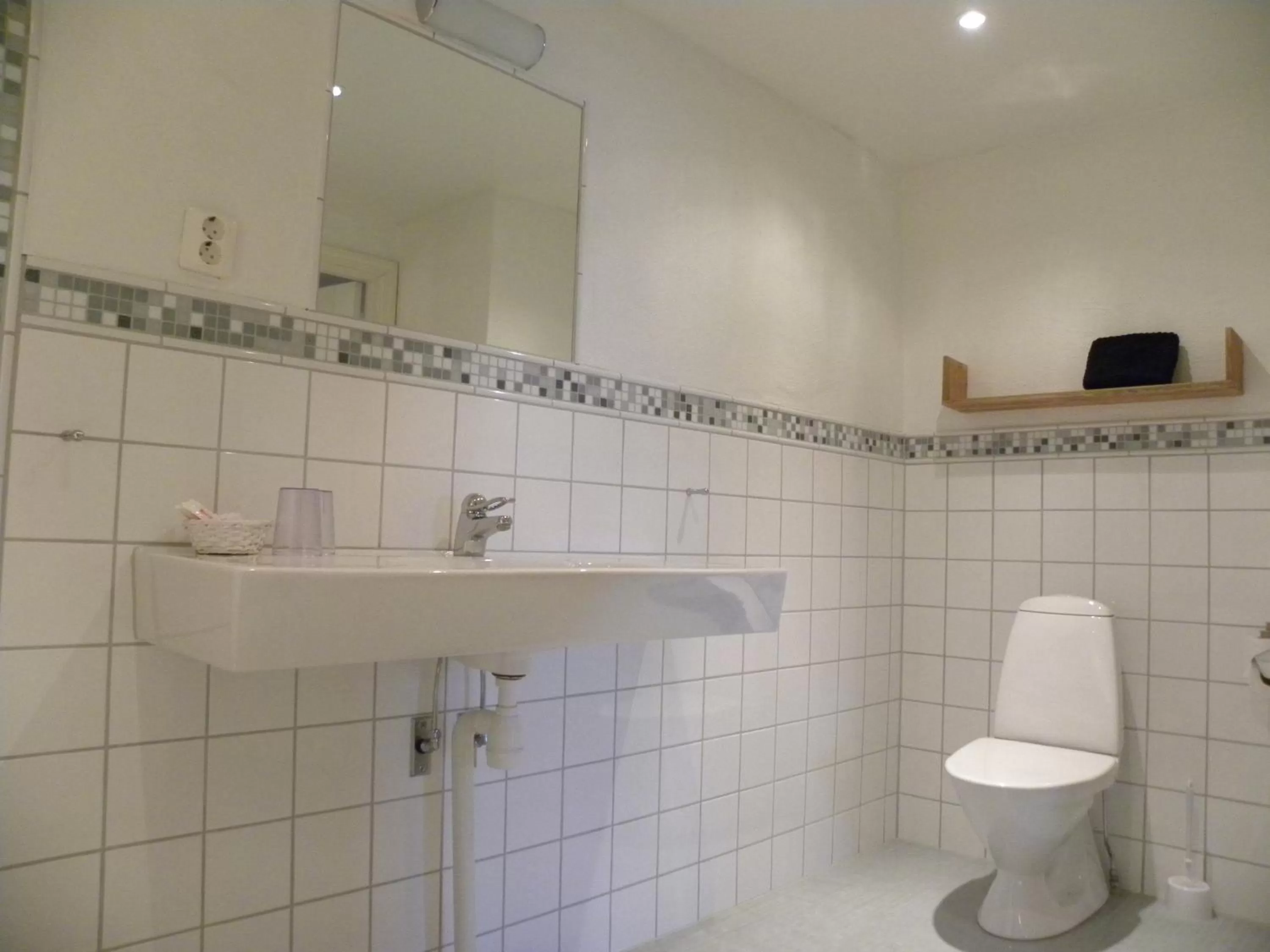 Bathroom in Glimminge Bed & Breakfast