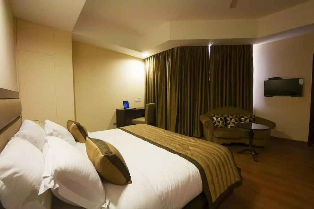 Bed in Zenith Hotel - Delhi Airport