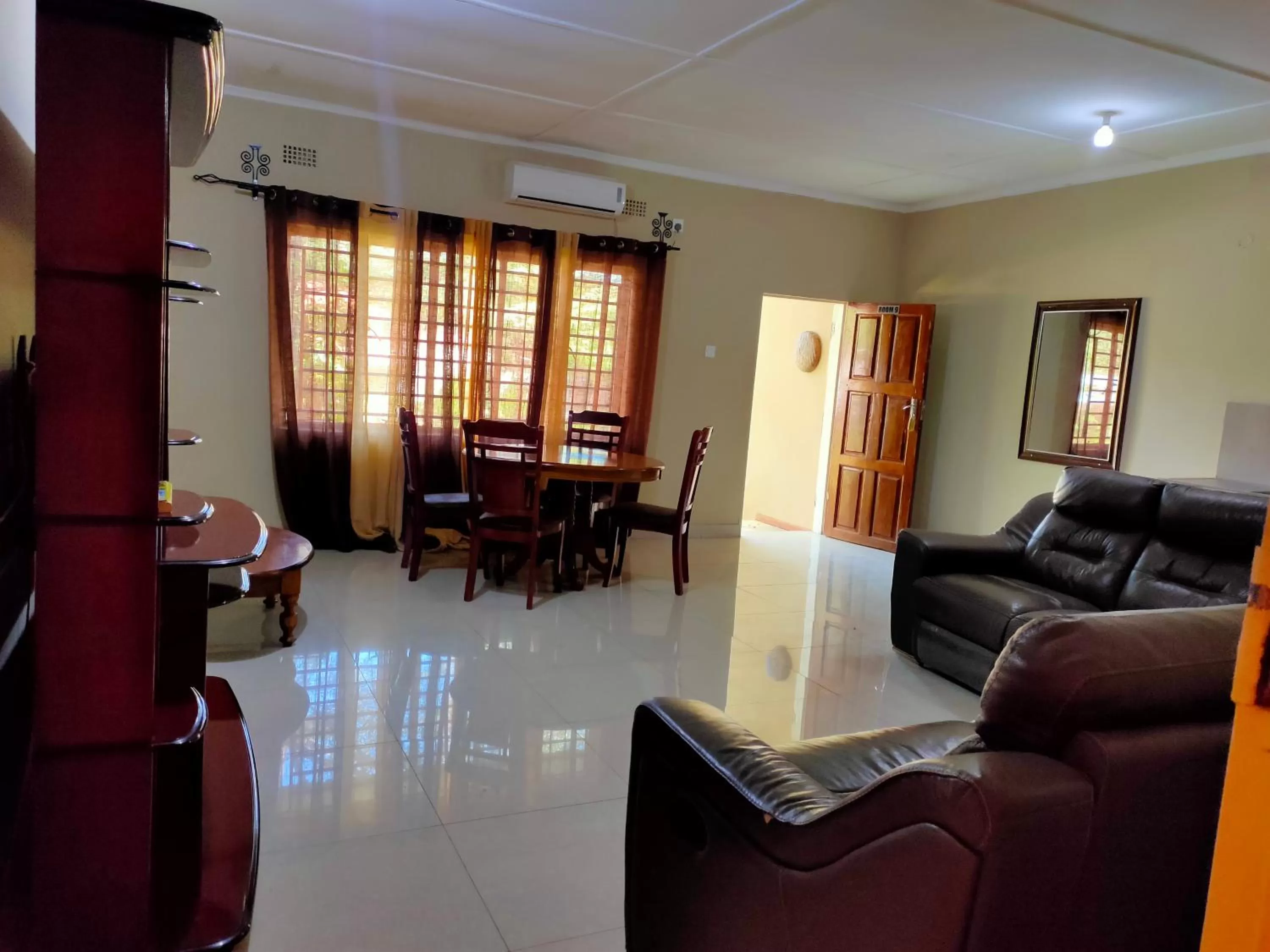 Living room in Golden Days Lodge