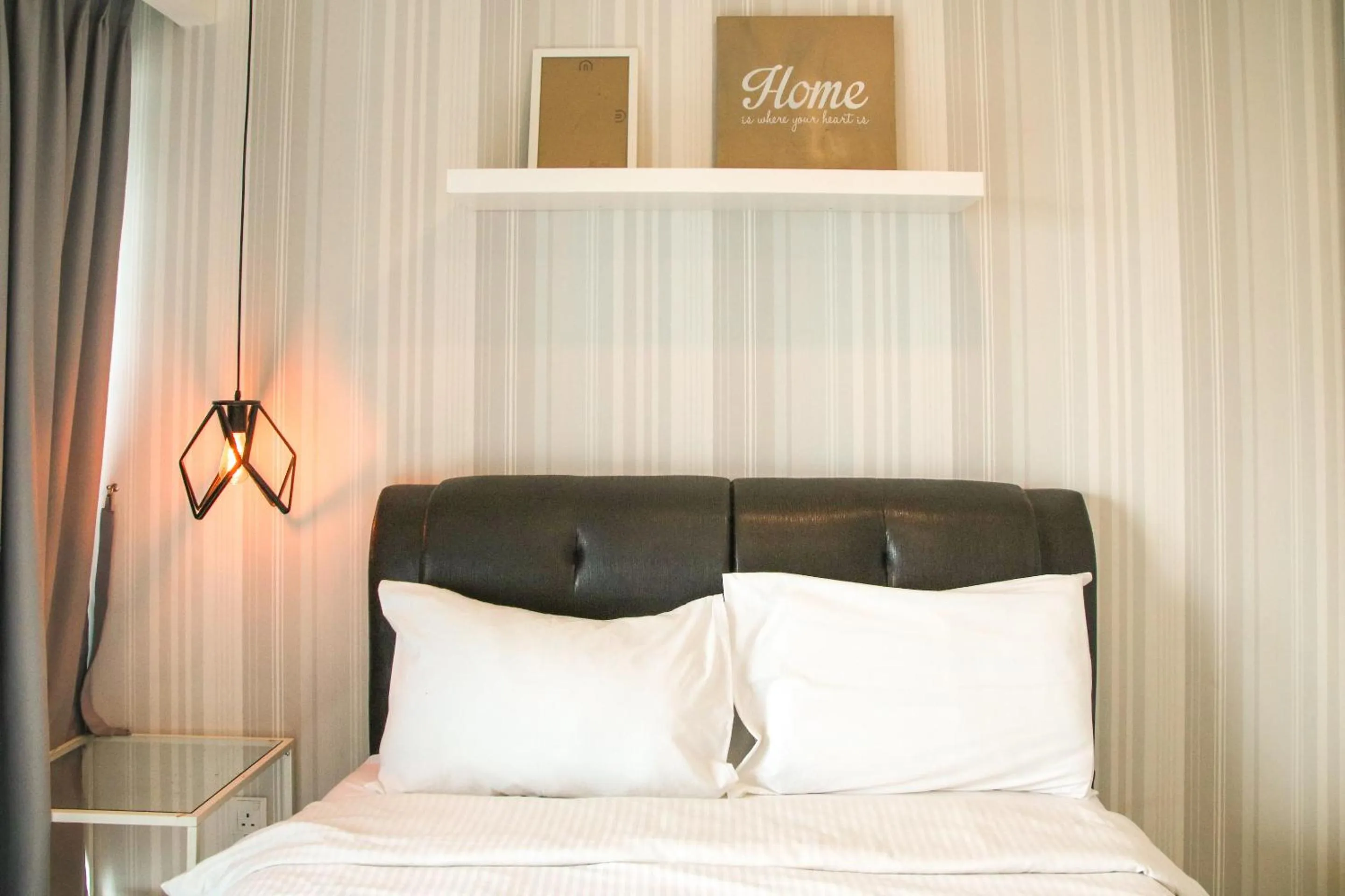 Bed in Mercu Summer Suite KLCC @ Penguin Homes