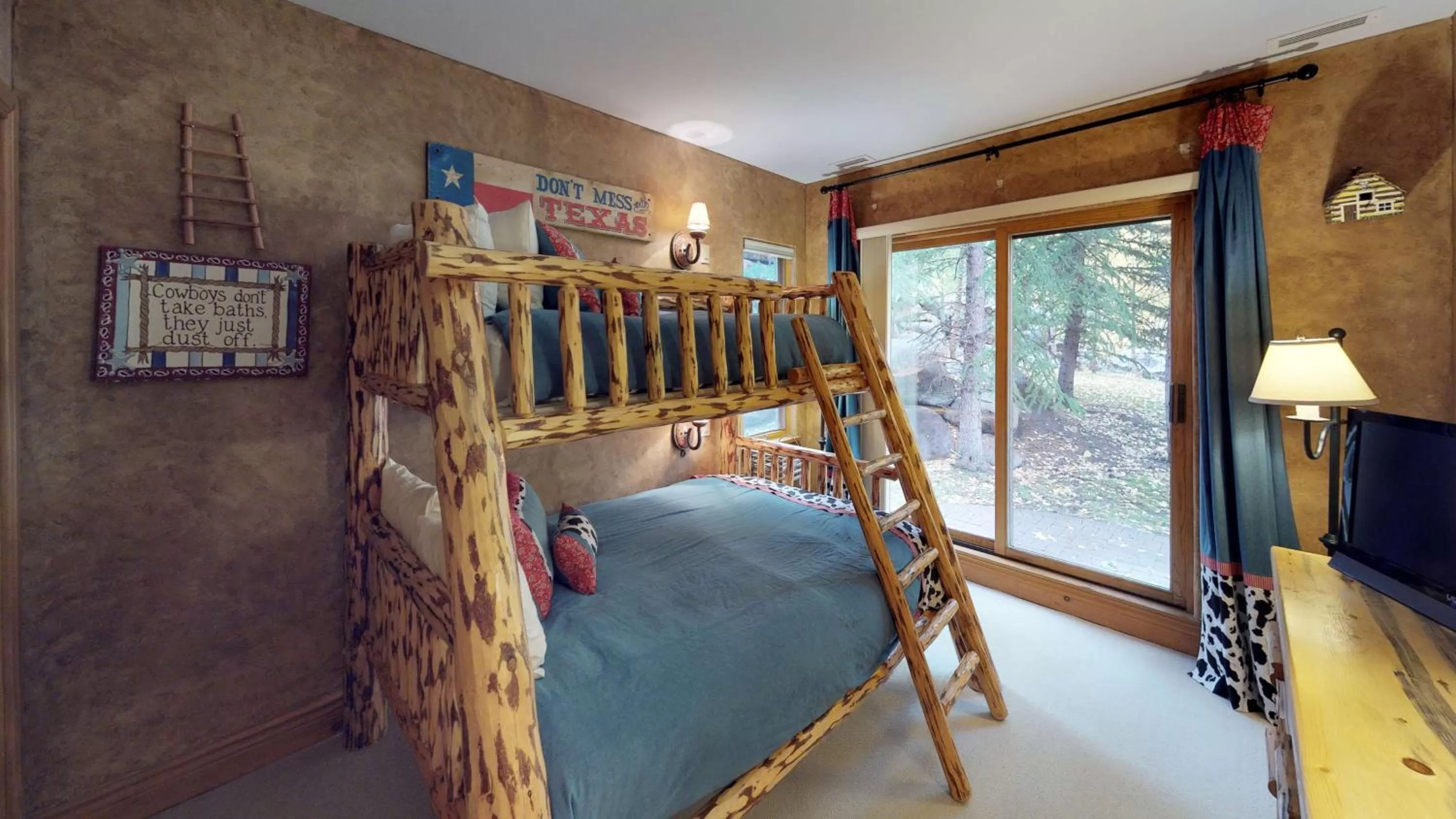 Bedroom, Bed in Vail Residences at Cascade Village, a Destination by Hyatt Residence