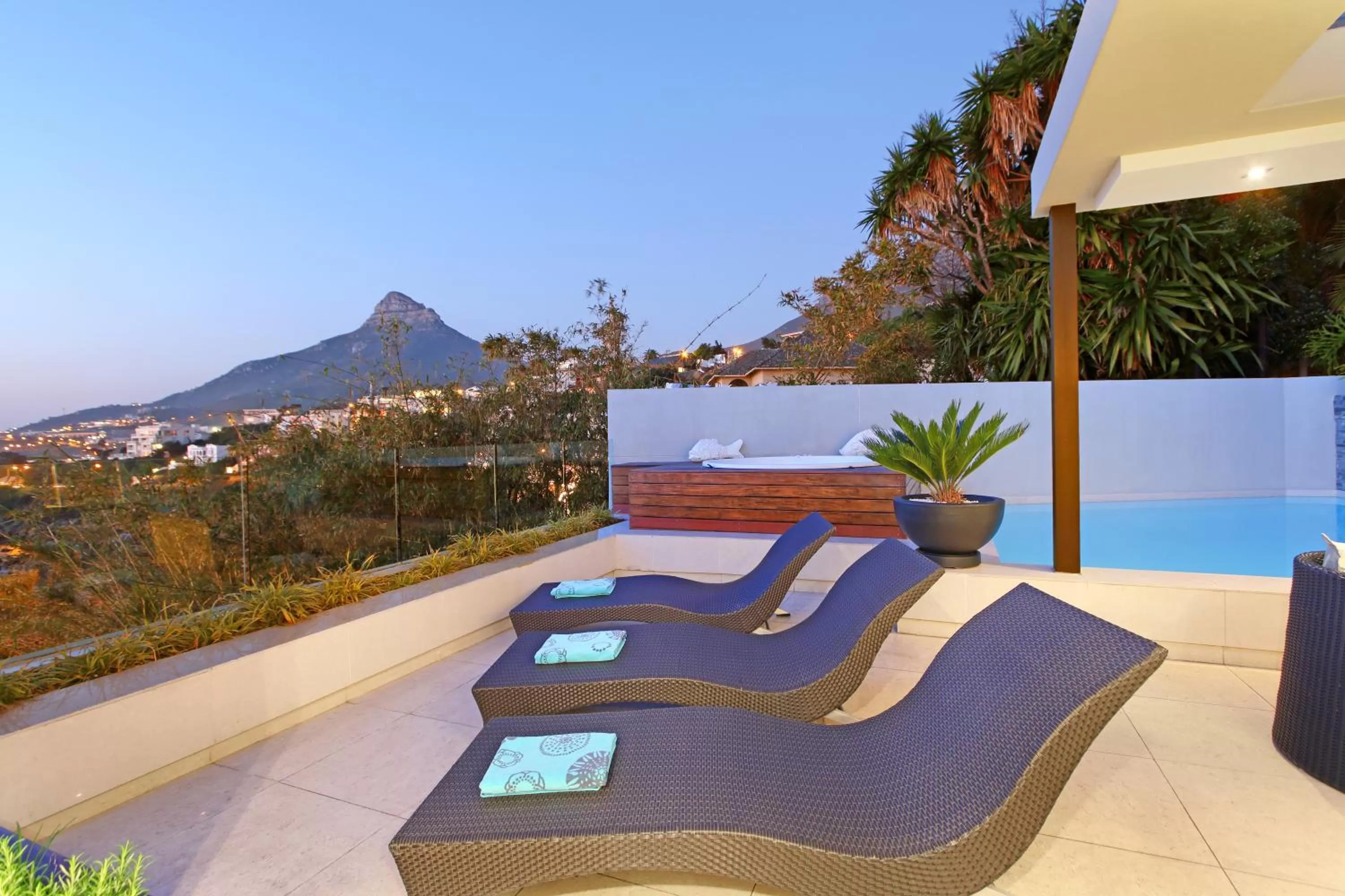 Mountain view in Azamare Guest House