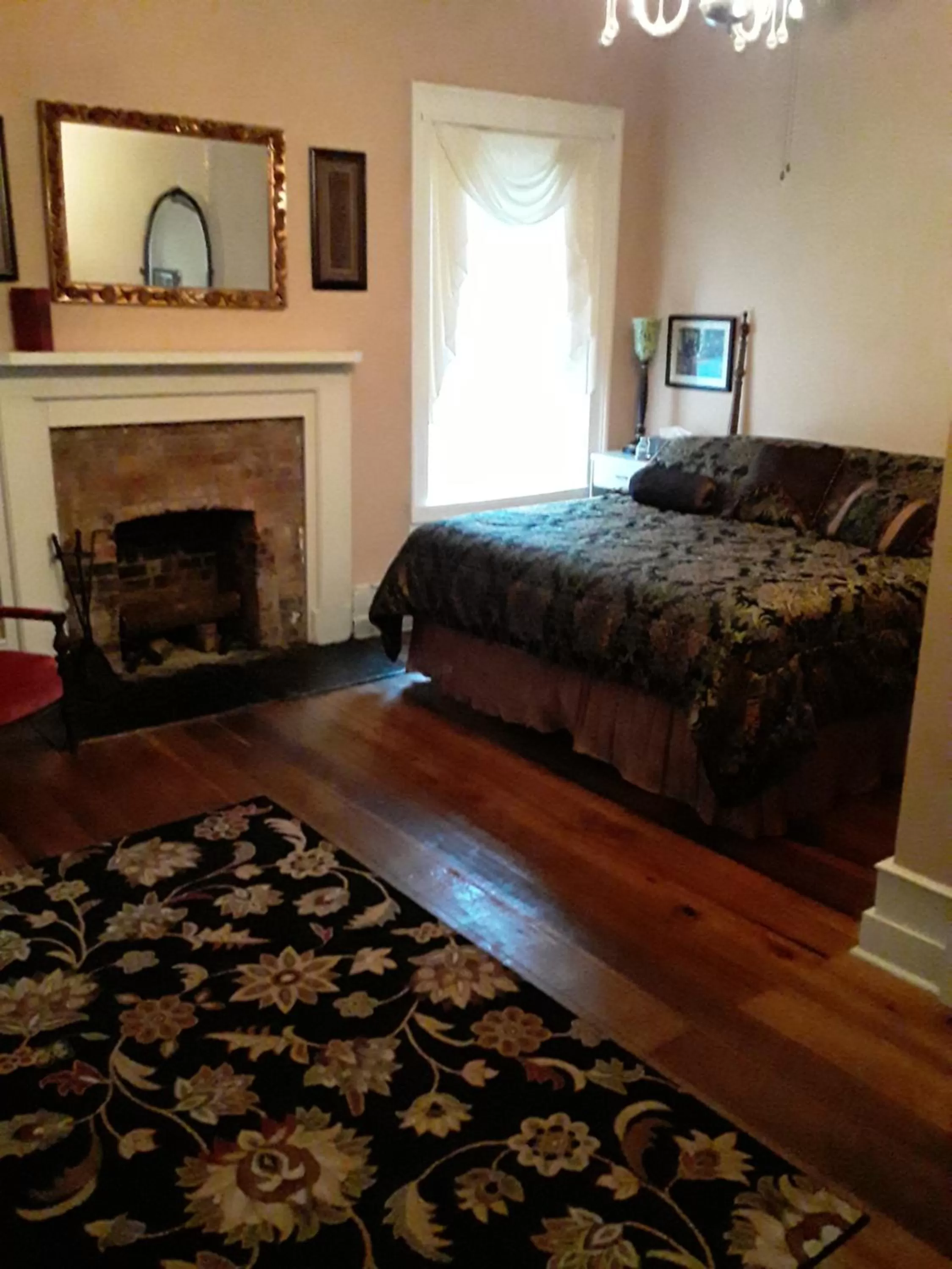 Bed in Hall Place B&B