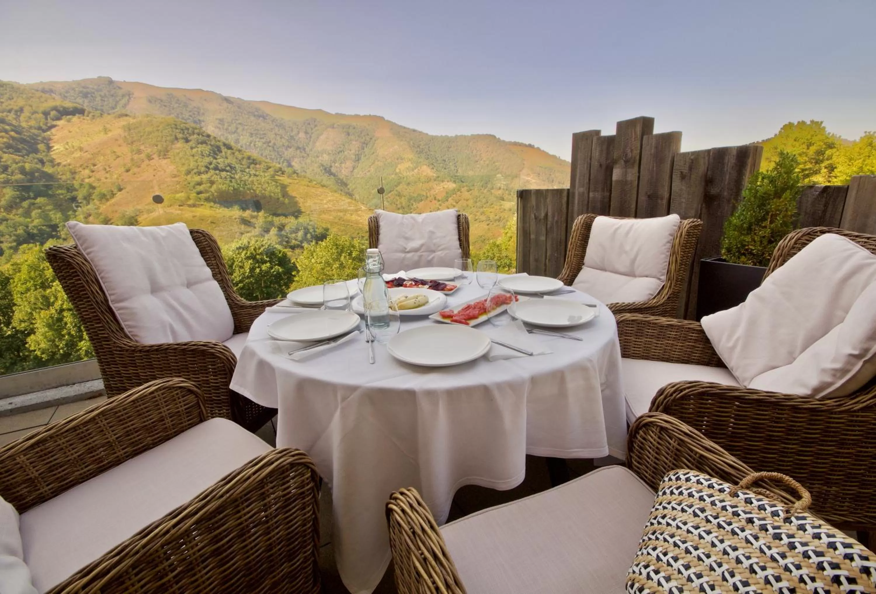 Restaurant/places to eat in Arantza Hotela- Adults Only