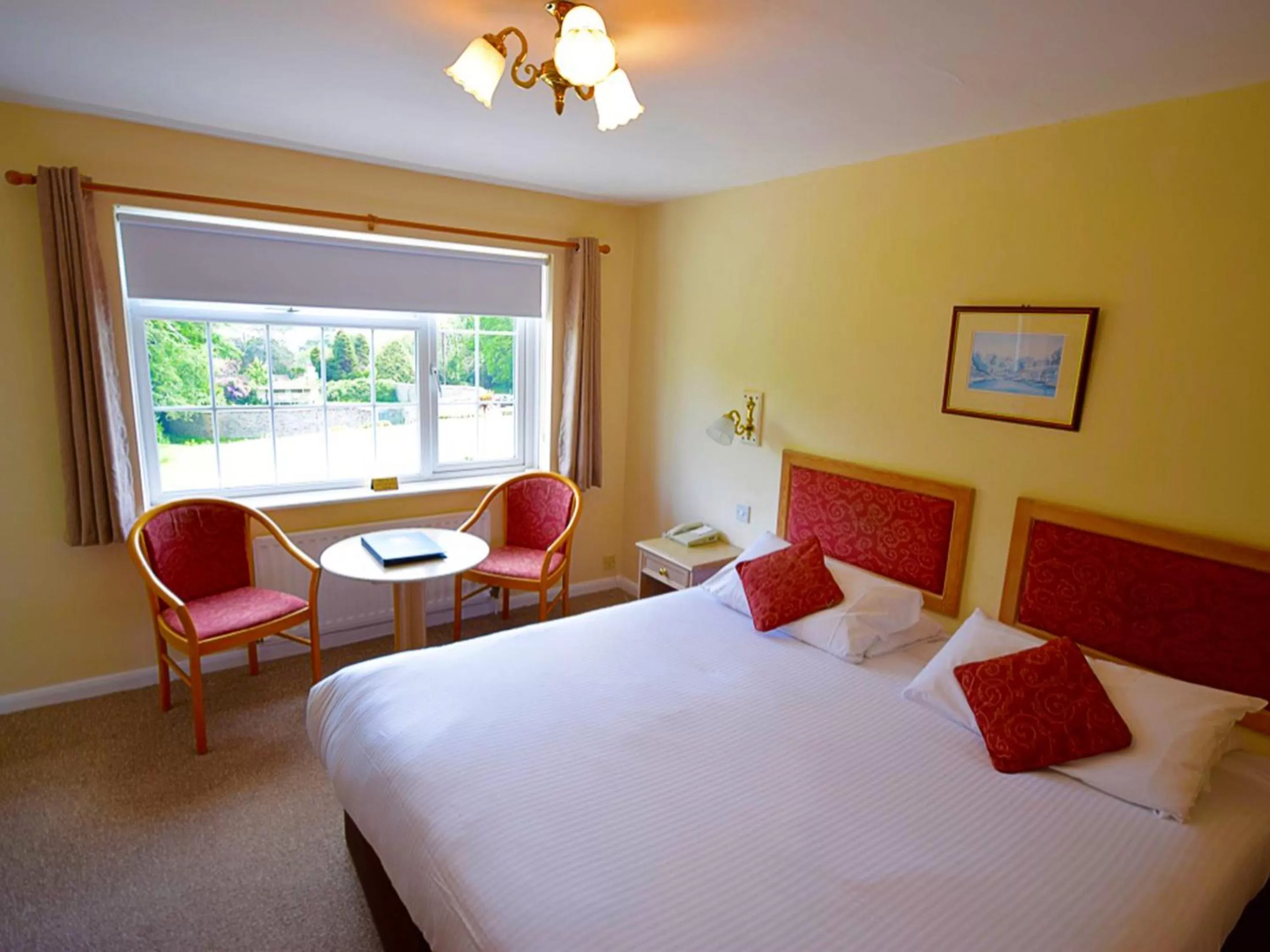 Bedroom, Bed in Penmere Manor Hotel