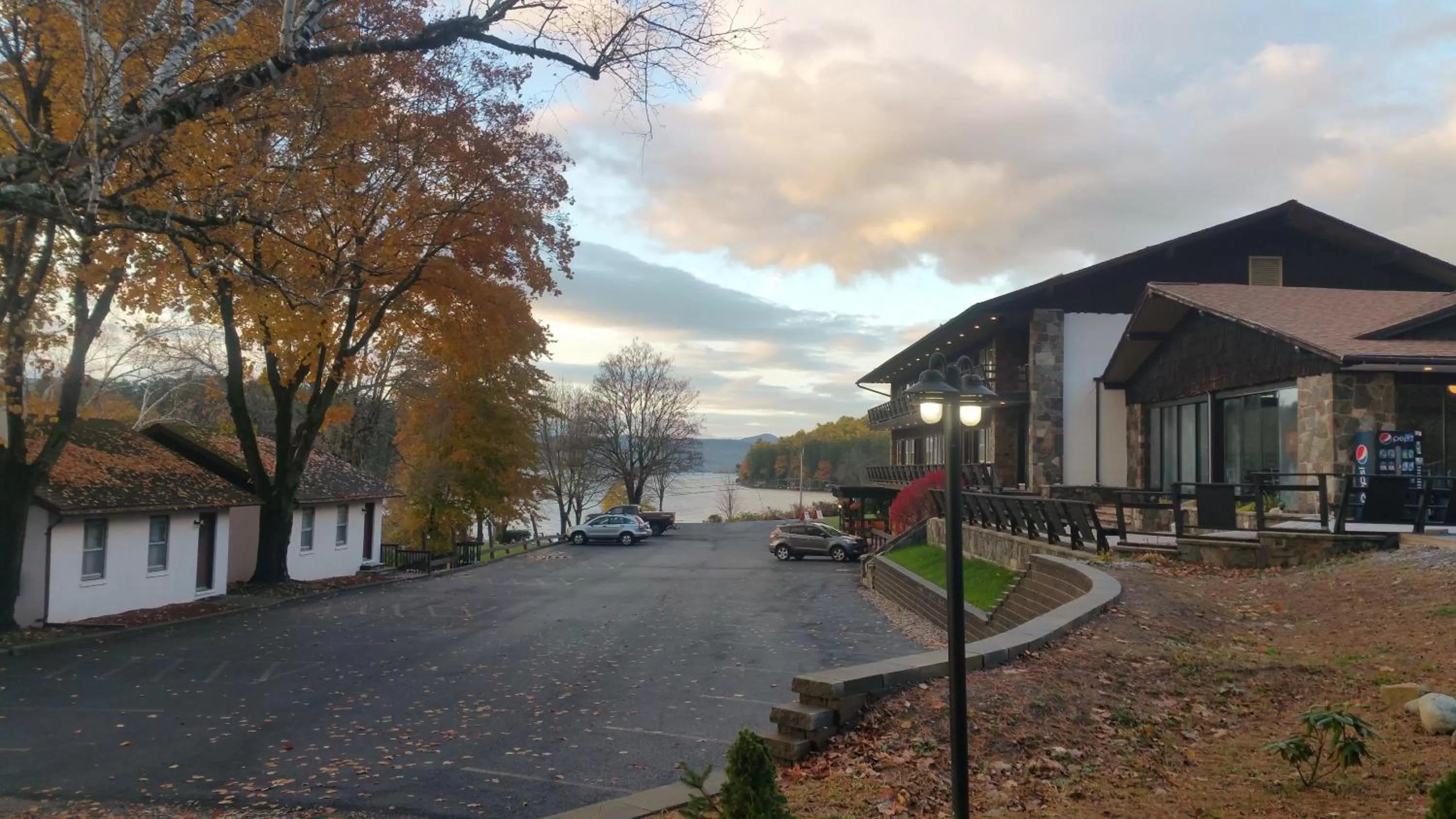 Property building in Bayside Resort, Lake George NY