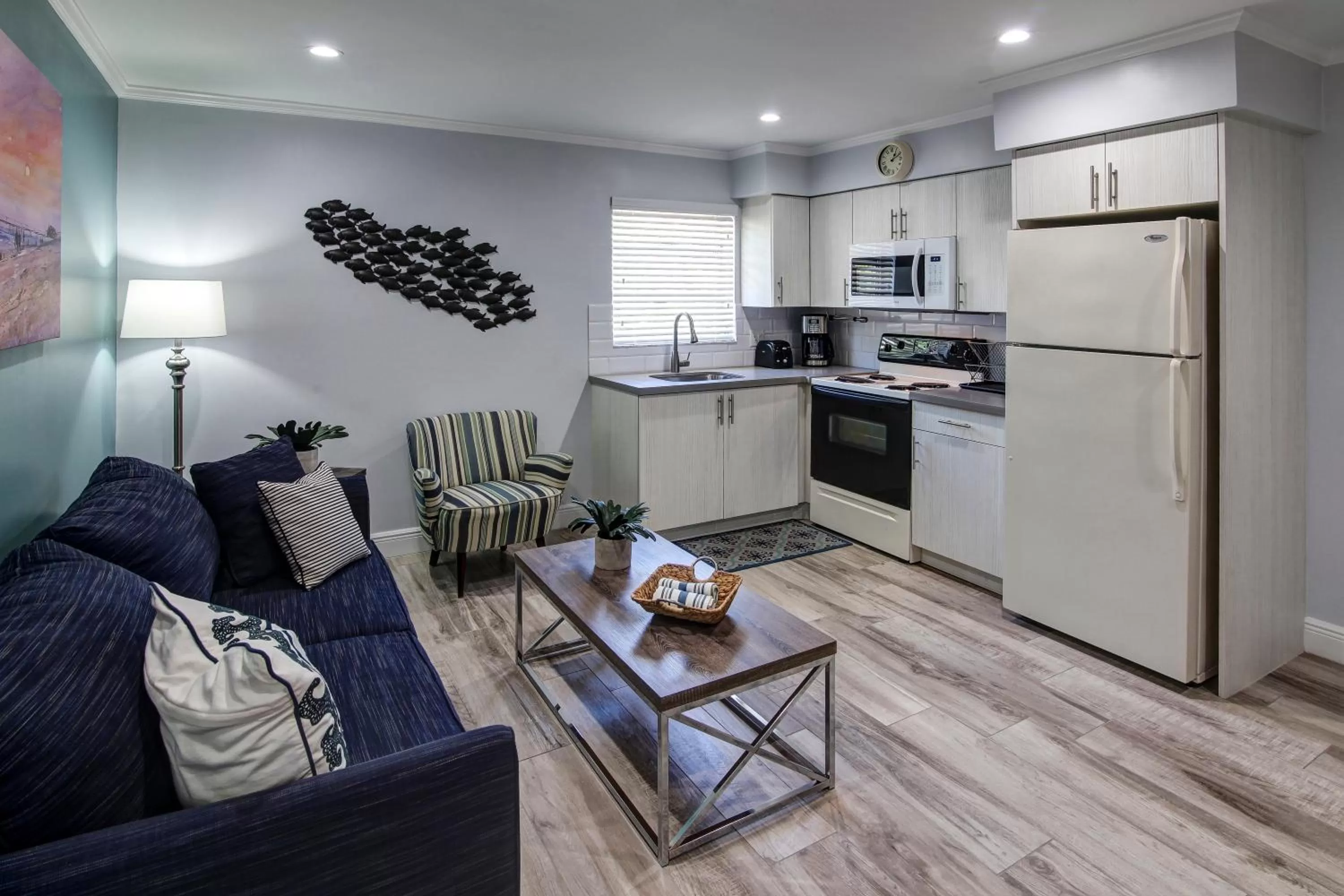 Kitchen or kitchenette in May-Dee Suites in Florida