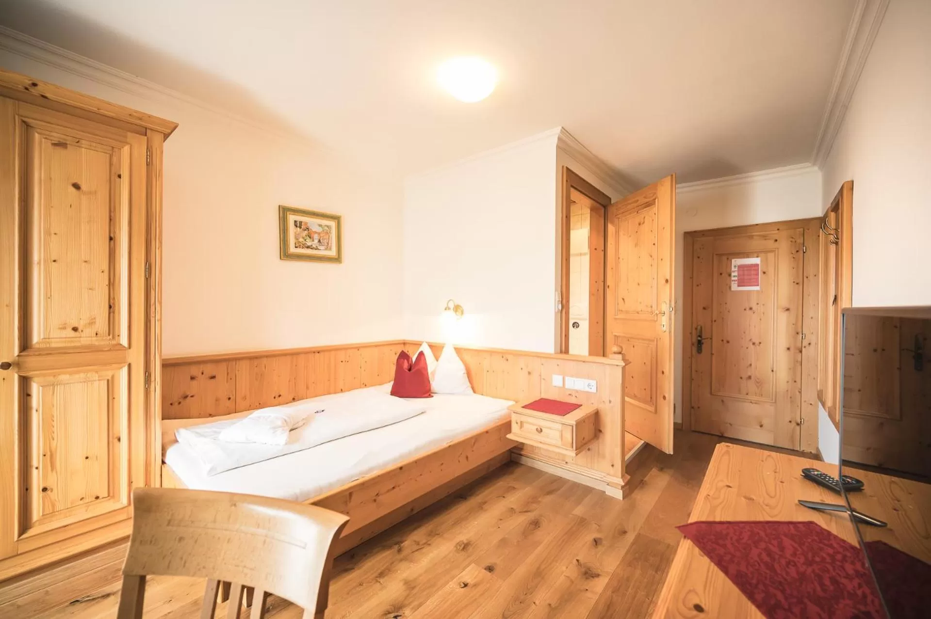 Bedroom, Bed in Hotel Schartner