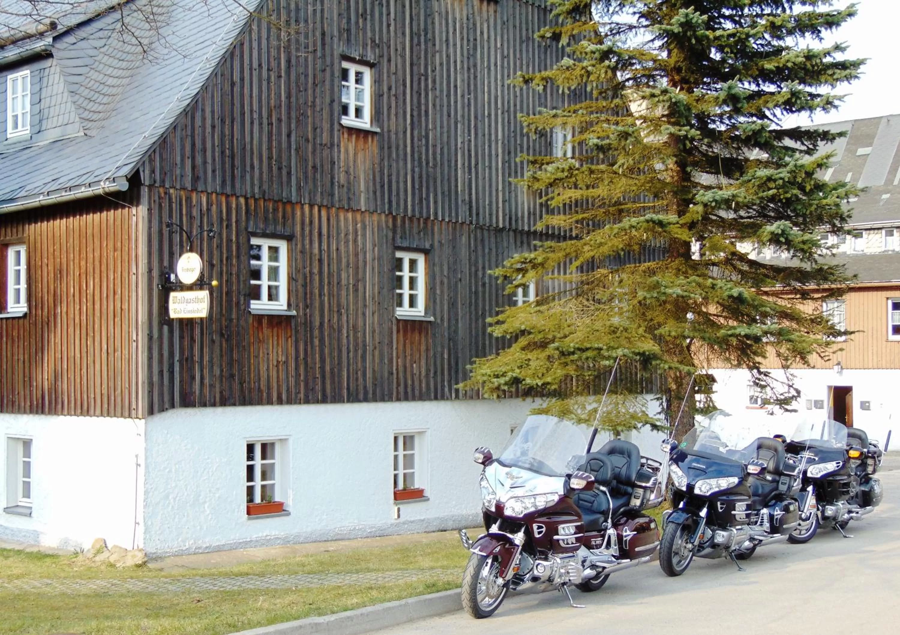 Activities, Property Building in Waldgasthof Bad Einsiedel