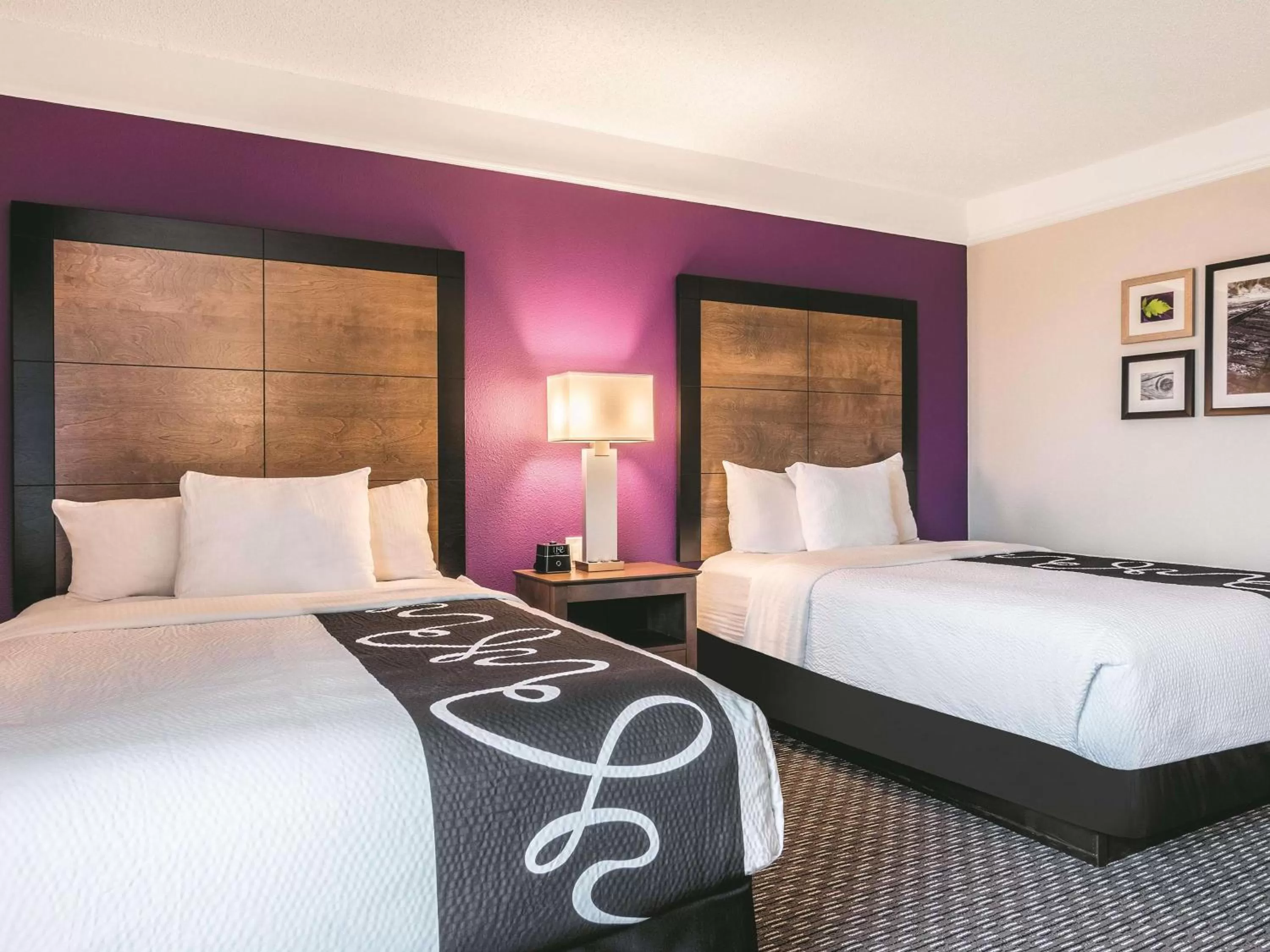 Photo of the whole room, Bed in La Quinta by Wyndham Shreveport Airport