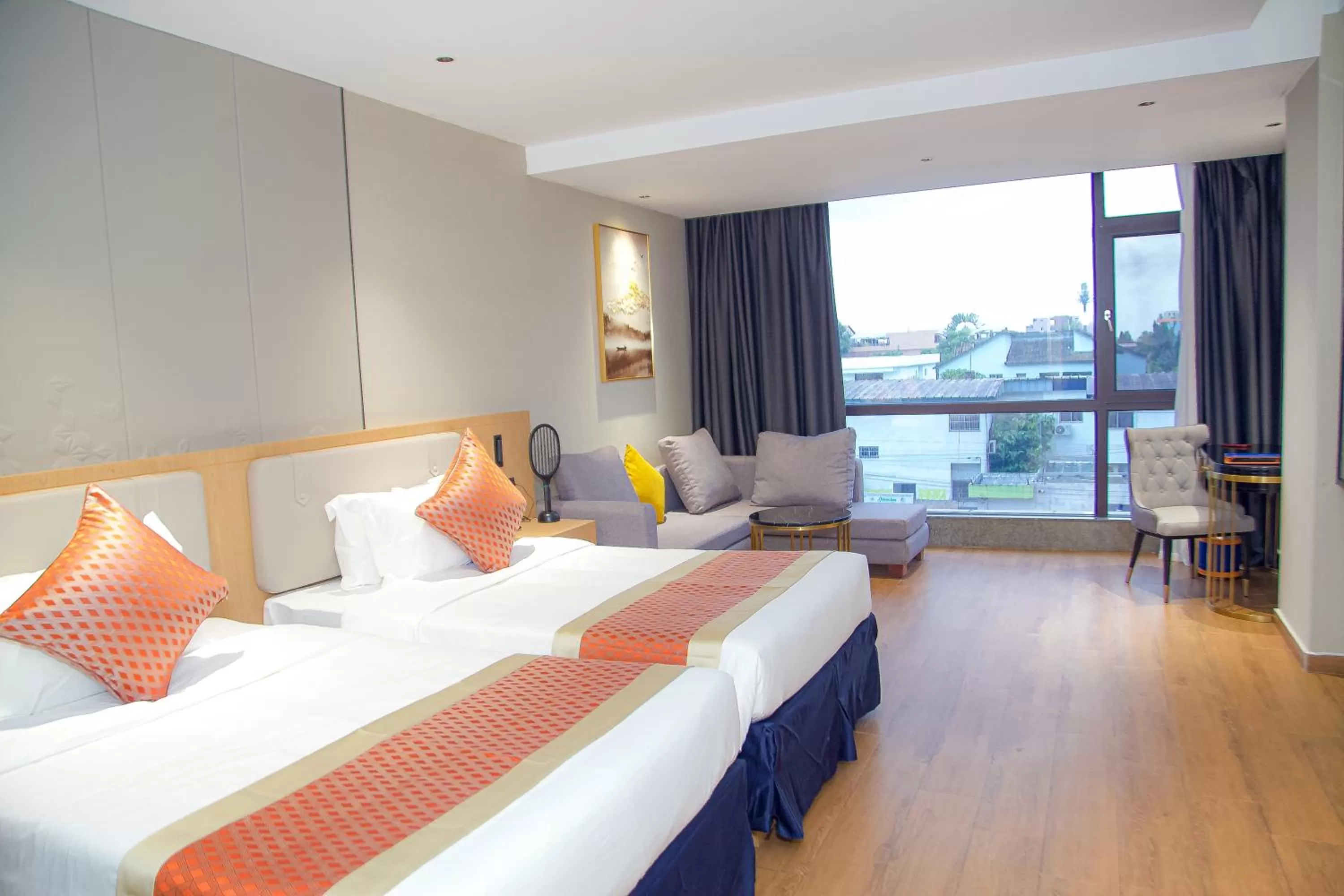 Photo of the whole room, Bed in Hôtel FAMILLE MONDIALE