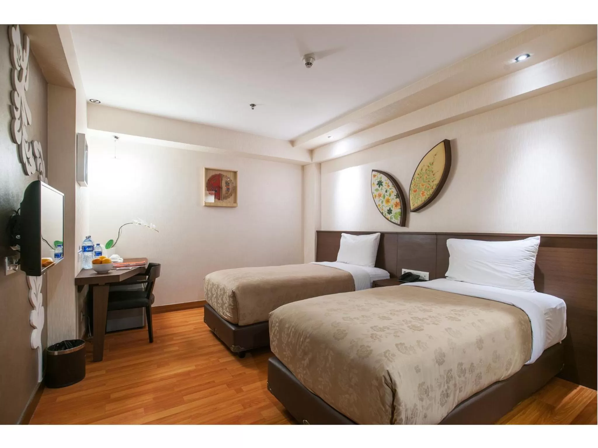 Bedroom, Bed in Atanaya Kuta Bali