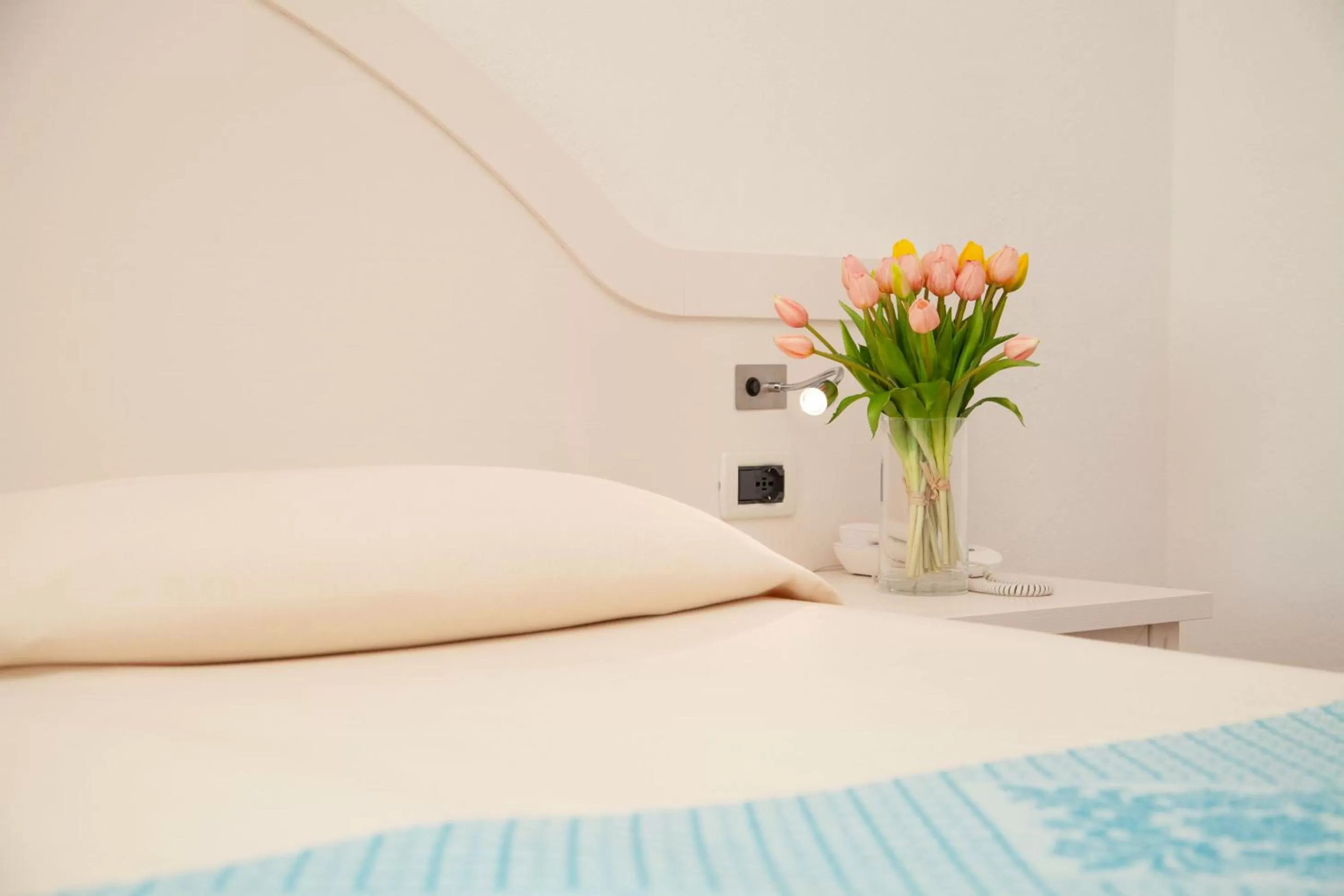 Decorative detail, Bed in Hotel Dei Pini