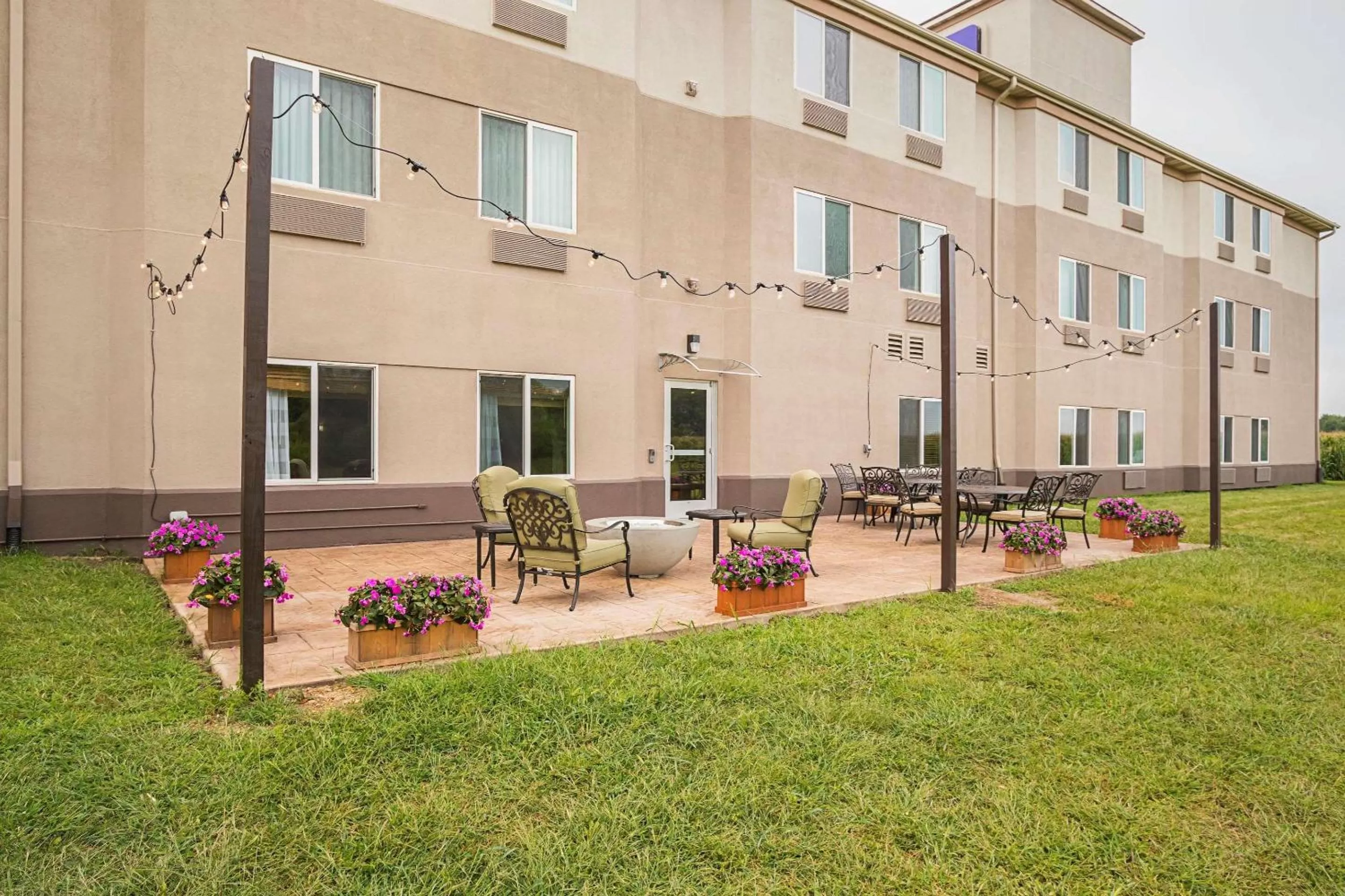 Property building in Sleep Inn & Suites