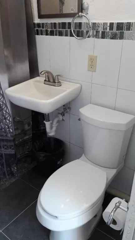 Bathroom in Hotel Casa Ceci Inn