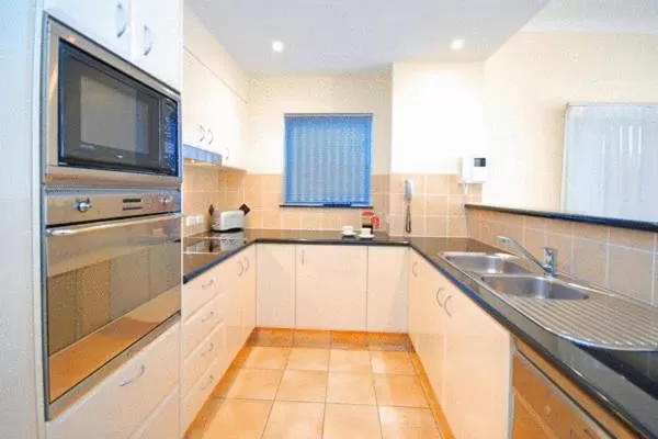 Kitchen or kitchenette, Kitchen/Kitchenette in Magnolia Lane Apartments