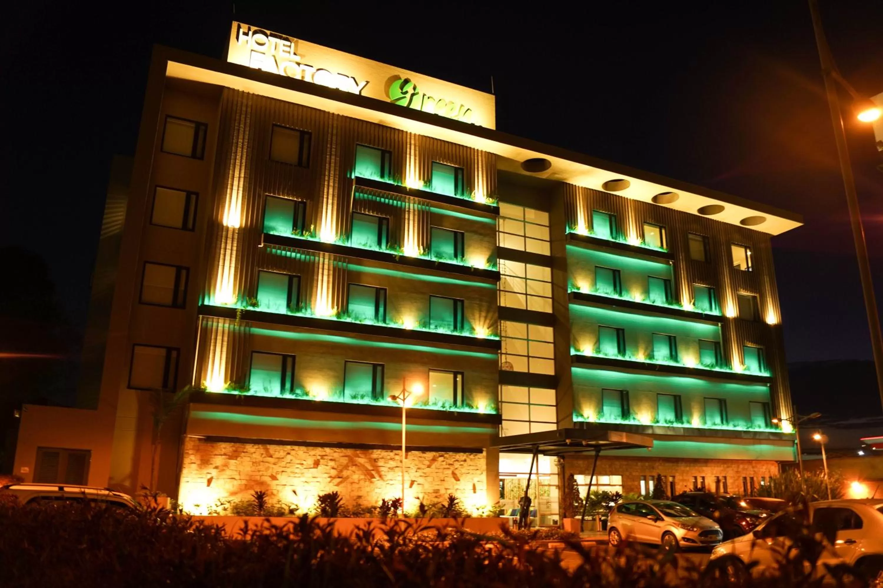 Facade/entrance in Hotel Factory Green Bogotá Occidente Calle 80