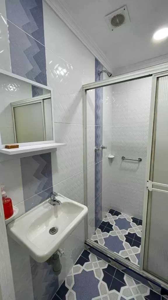 Bathroom in Hotel Eterna Primavera