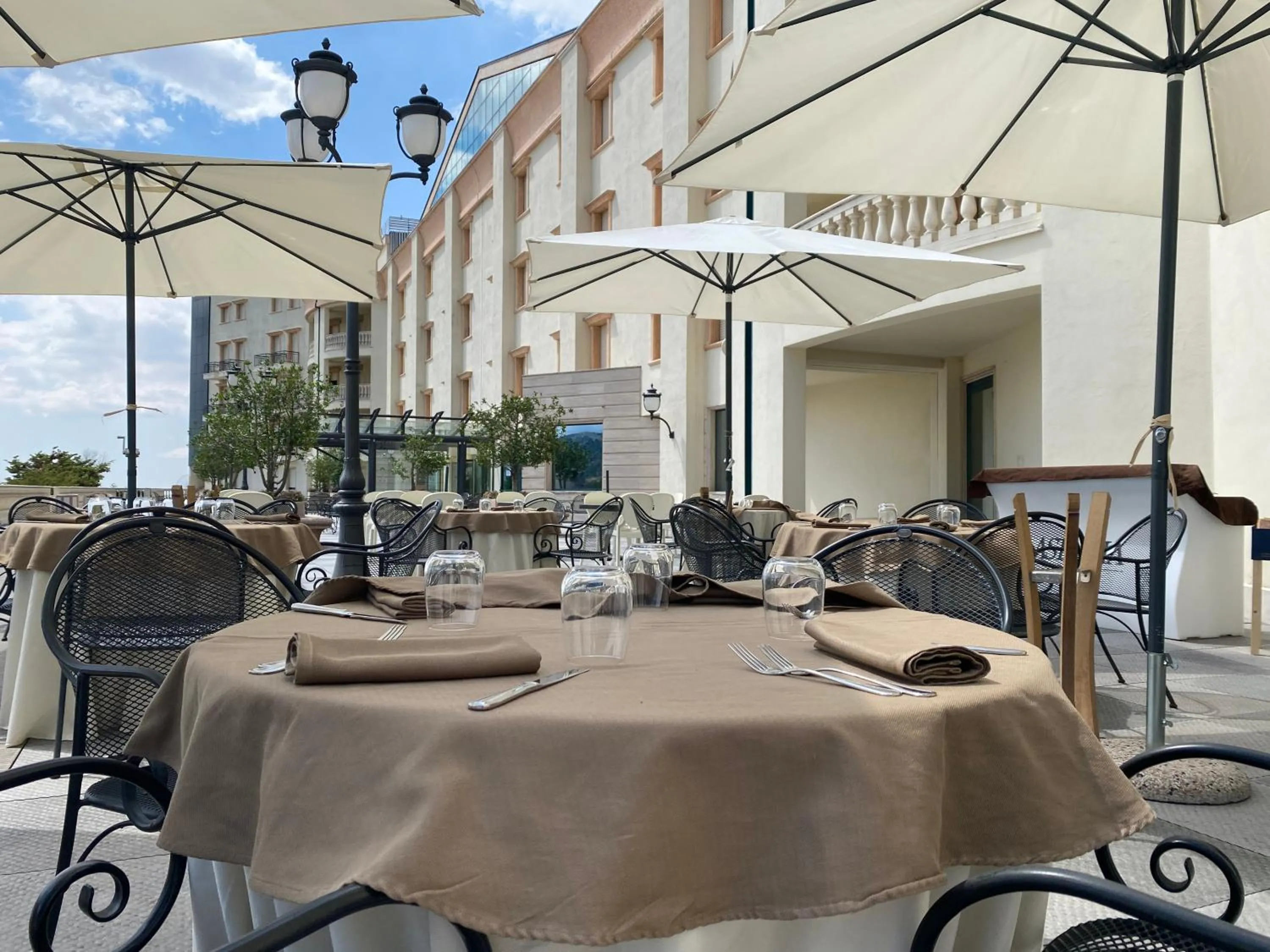 Restaurant/places to eat in Gran Paradiso Hotel Spa