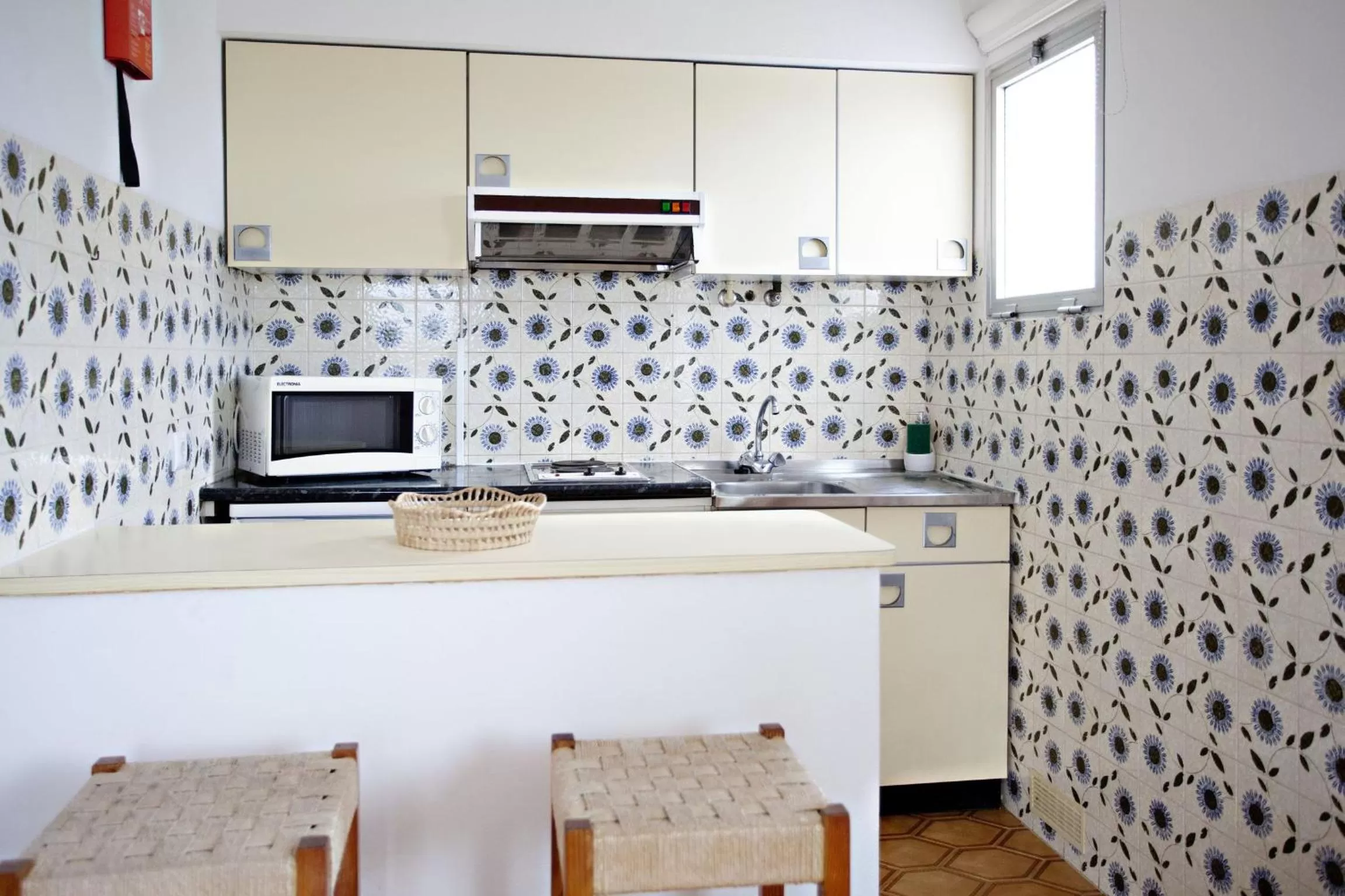 Kitchen or kitchenette, Kitchen/Kitchenette in Apartamentos Turísticos Gida by Umbral