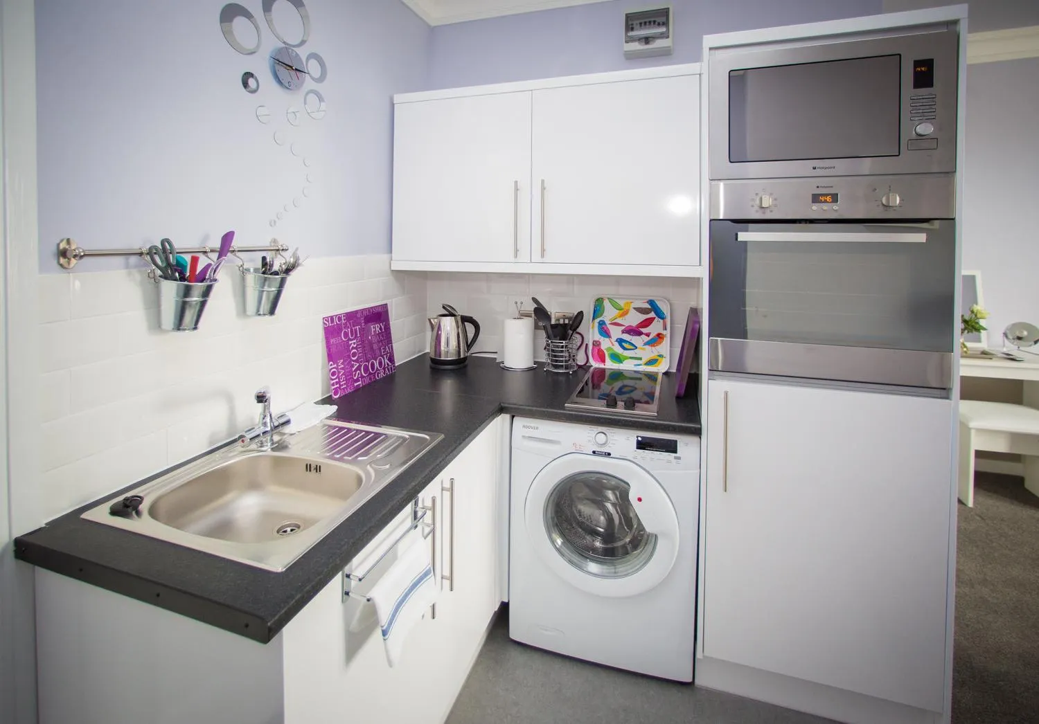 Kitchen or kitchenette in Studios At Glenthorne
