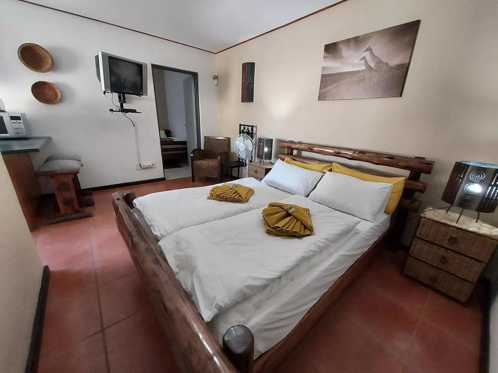 Bed in Bushbabies-Inn Self-Catering Accommodation