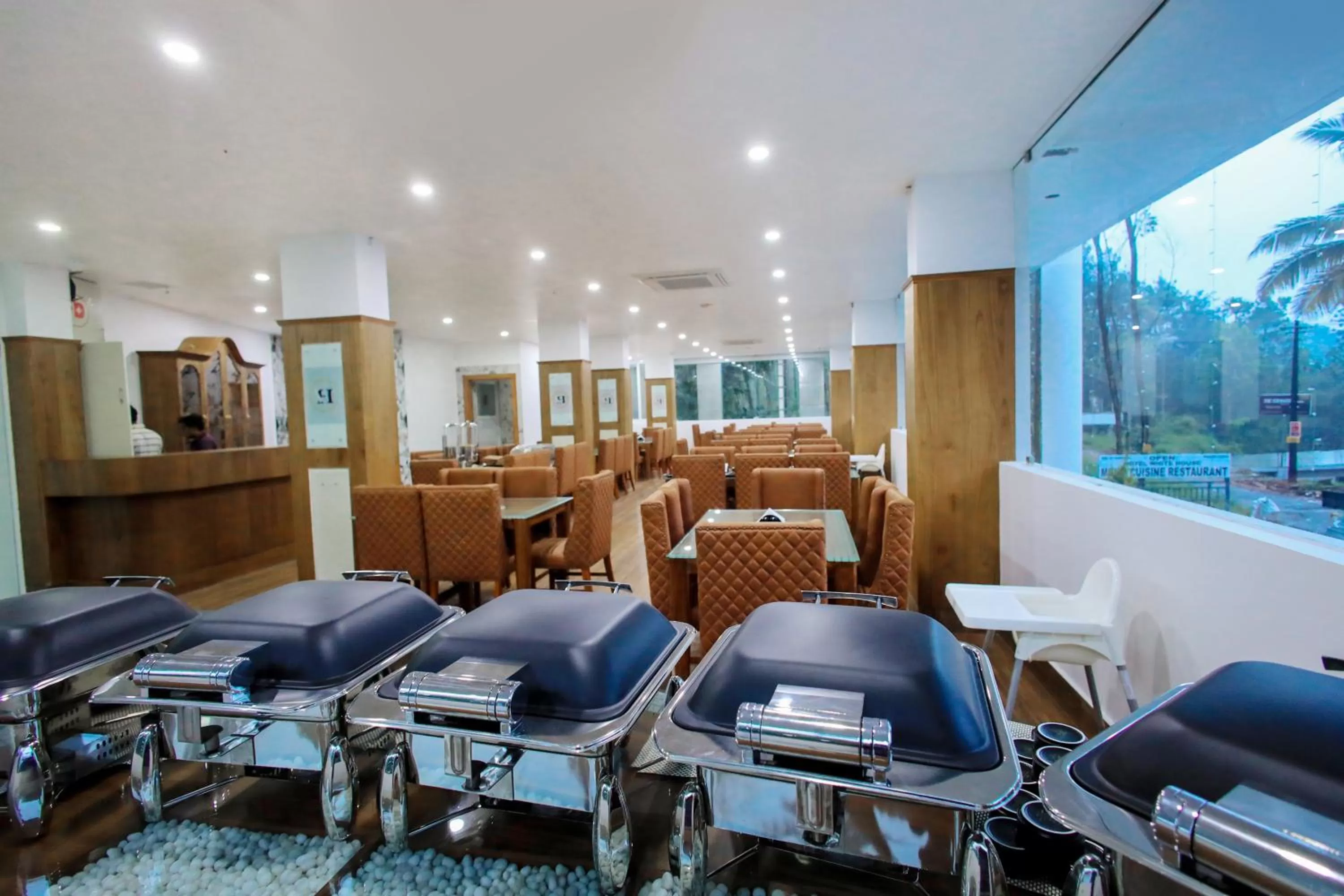 Restaurant/places to eat in HOTEL WHITE HOUSE, Munnar