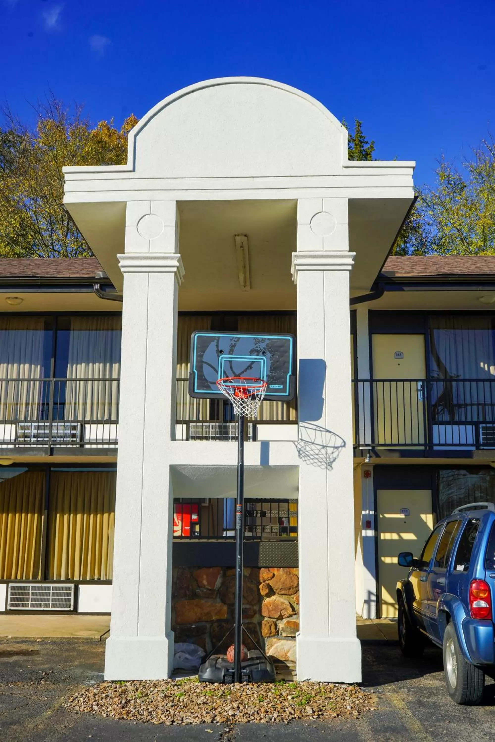 Property building in Sunset Inn Clarksville