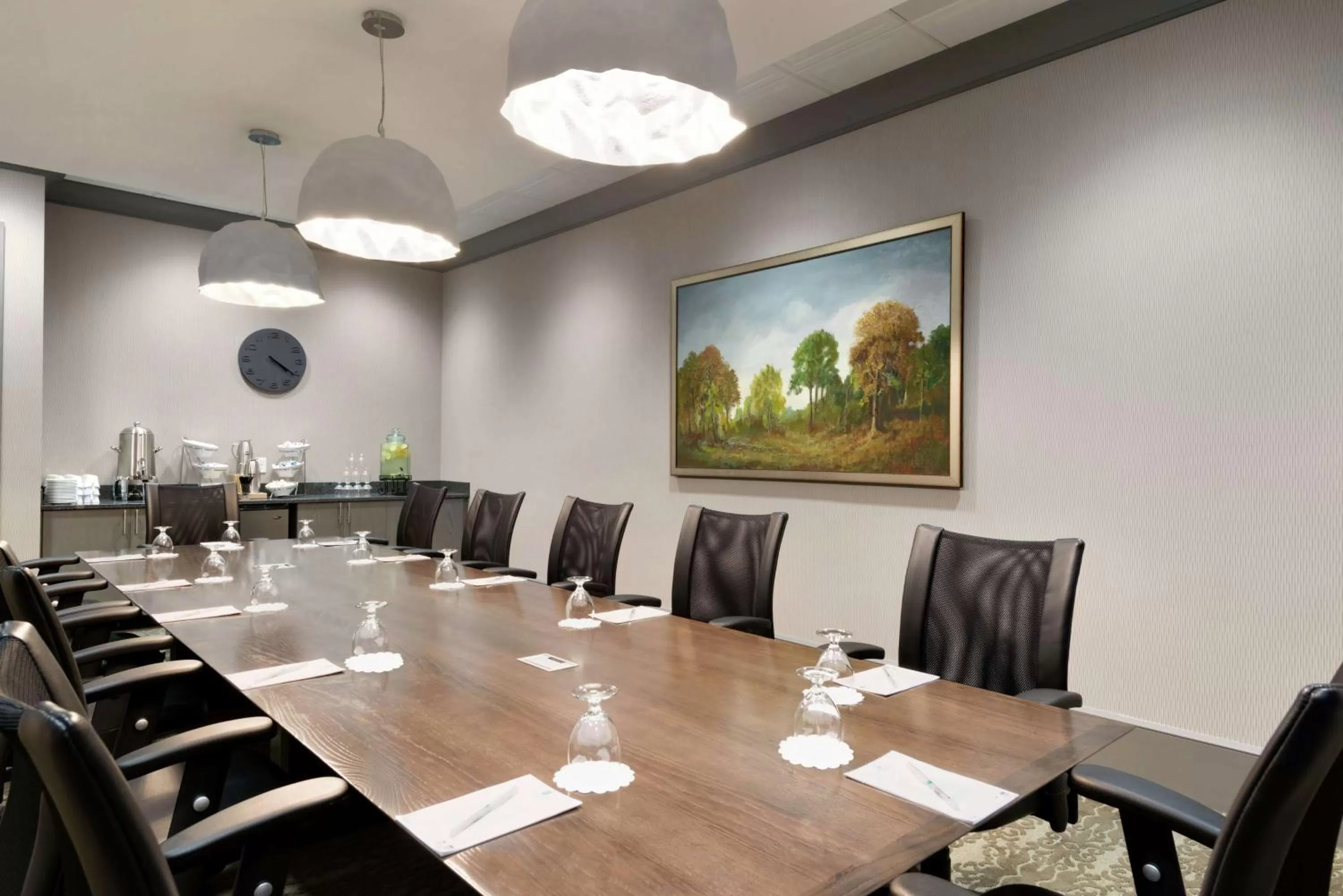 Meeting/conference room in Embassy Suites Charlotte/Ayrsley