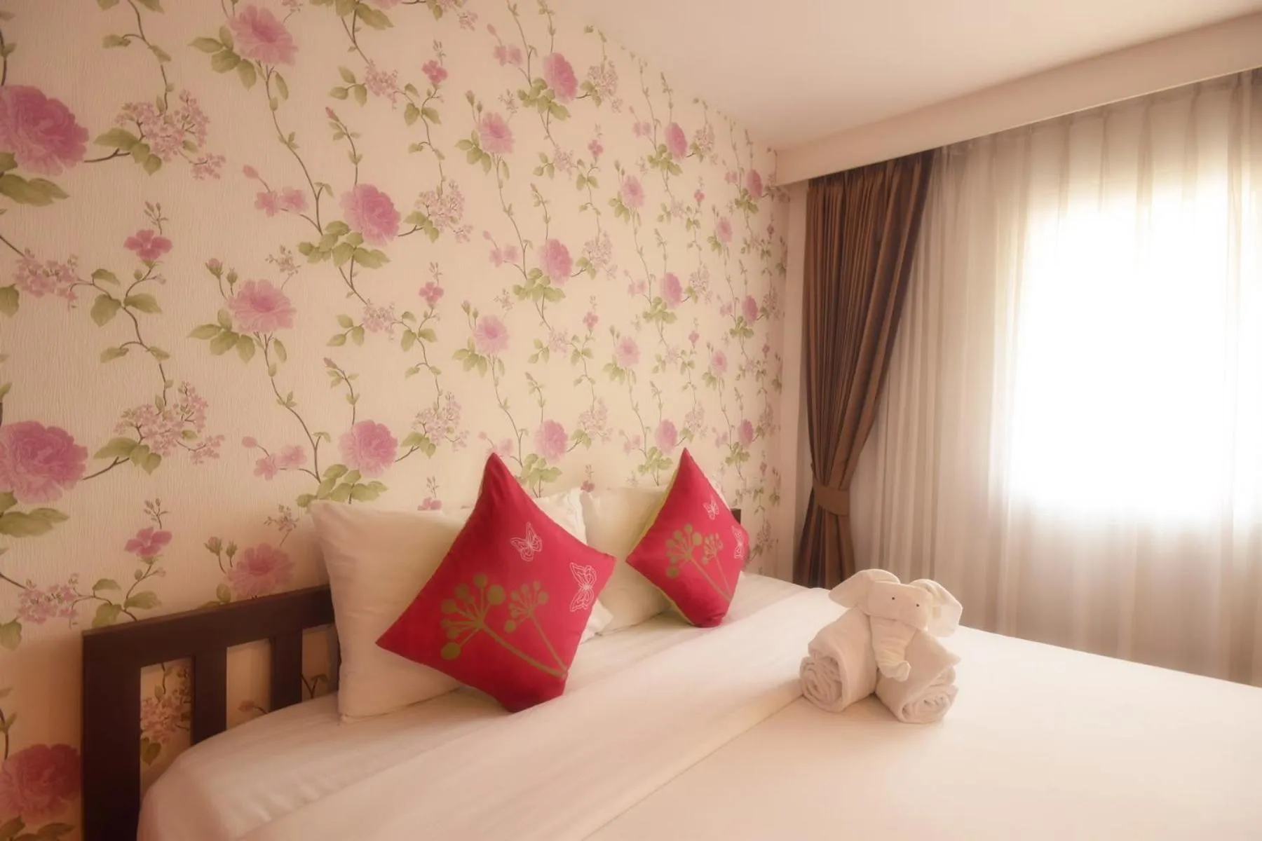 Bed in Blissotel Ratchada